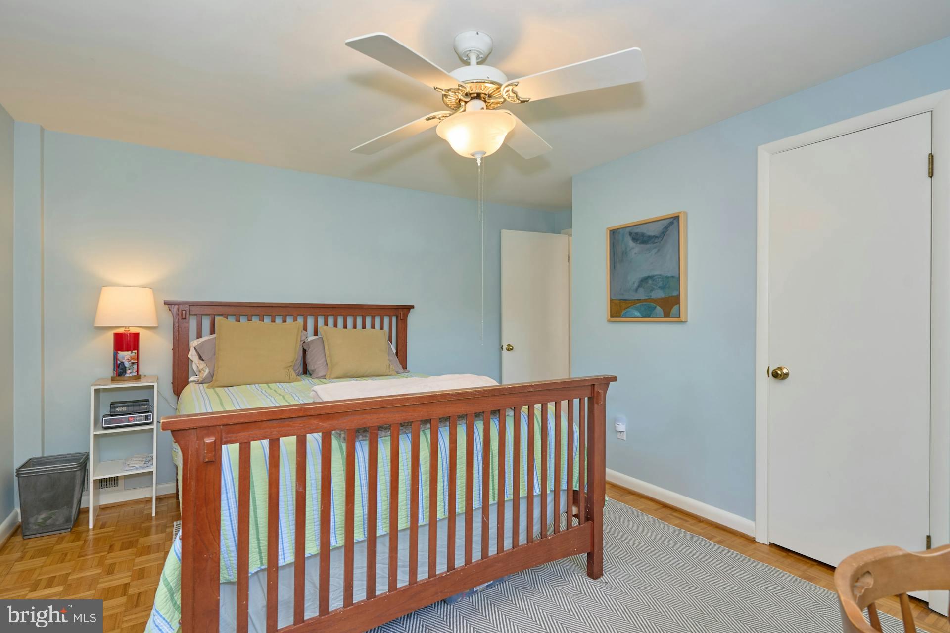 GOLF CLUB MANOR - Residential