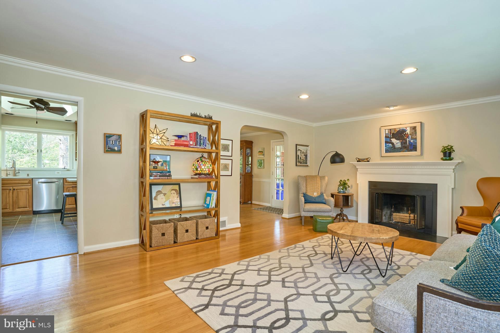 GOLF CLUB MANOR - Residential