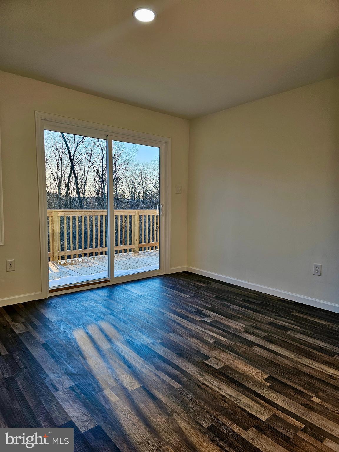 TWIN MOUNTAIN VIEW - Residential