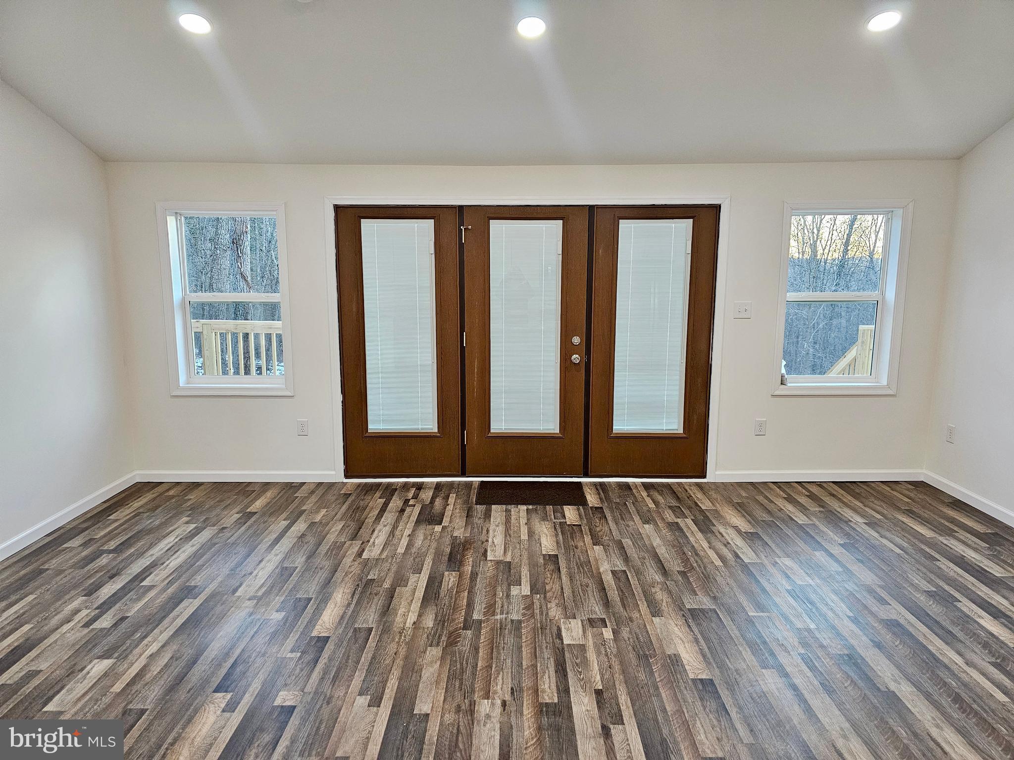 TWIN MOUNTAIN VIEW - Residential