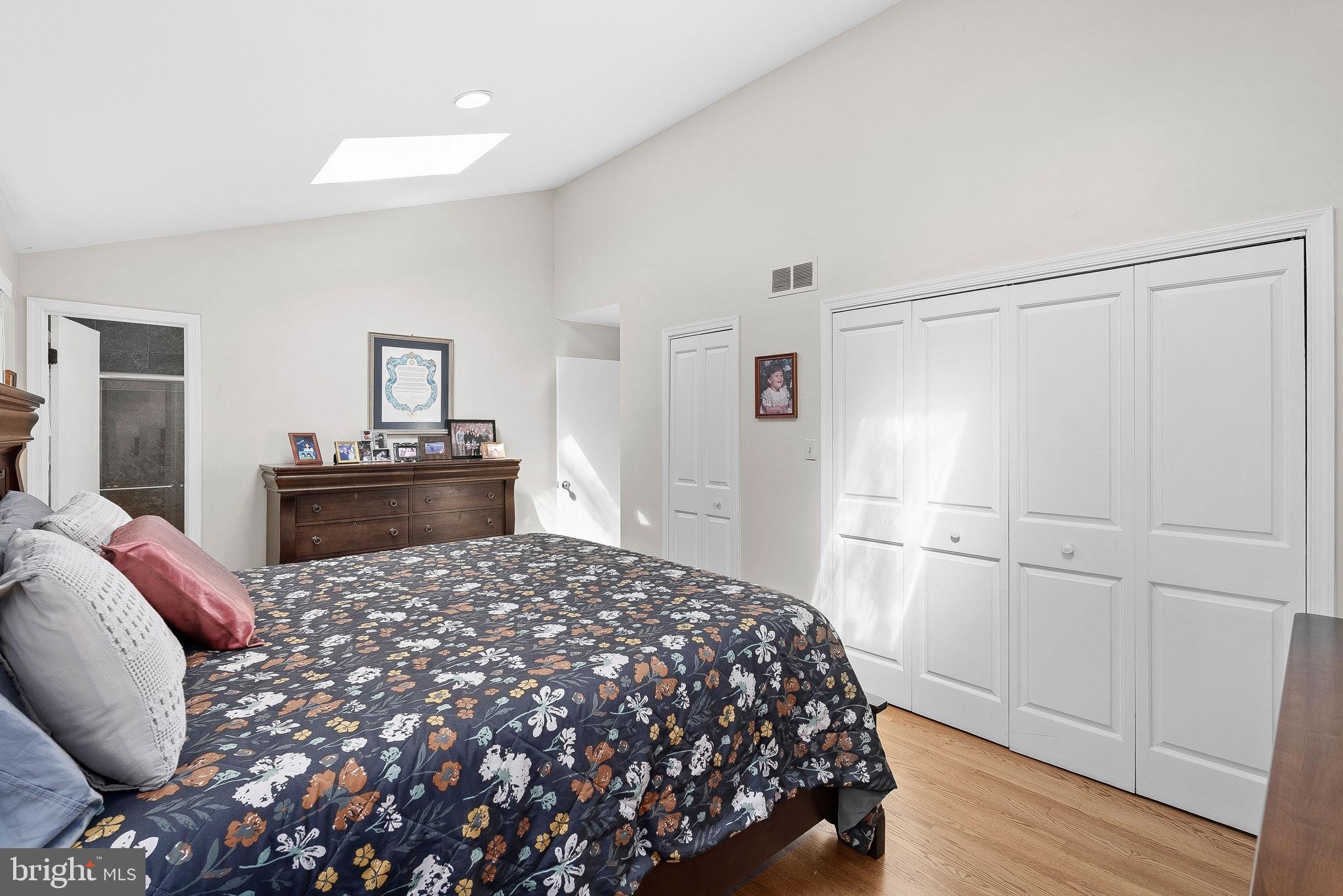 LEE HEIGHTS - Residential