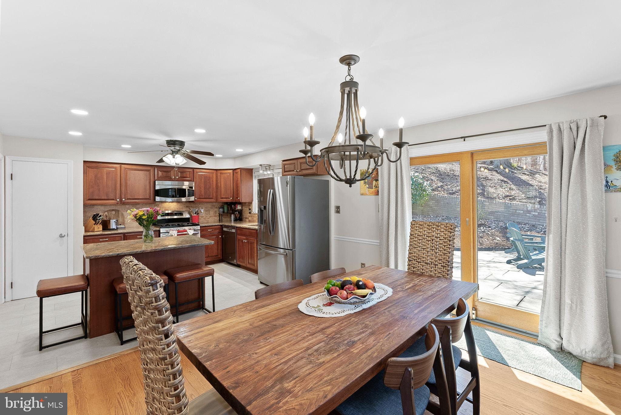 LEE HEIGHTS - Residential