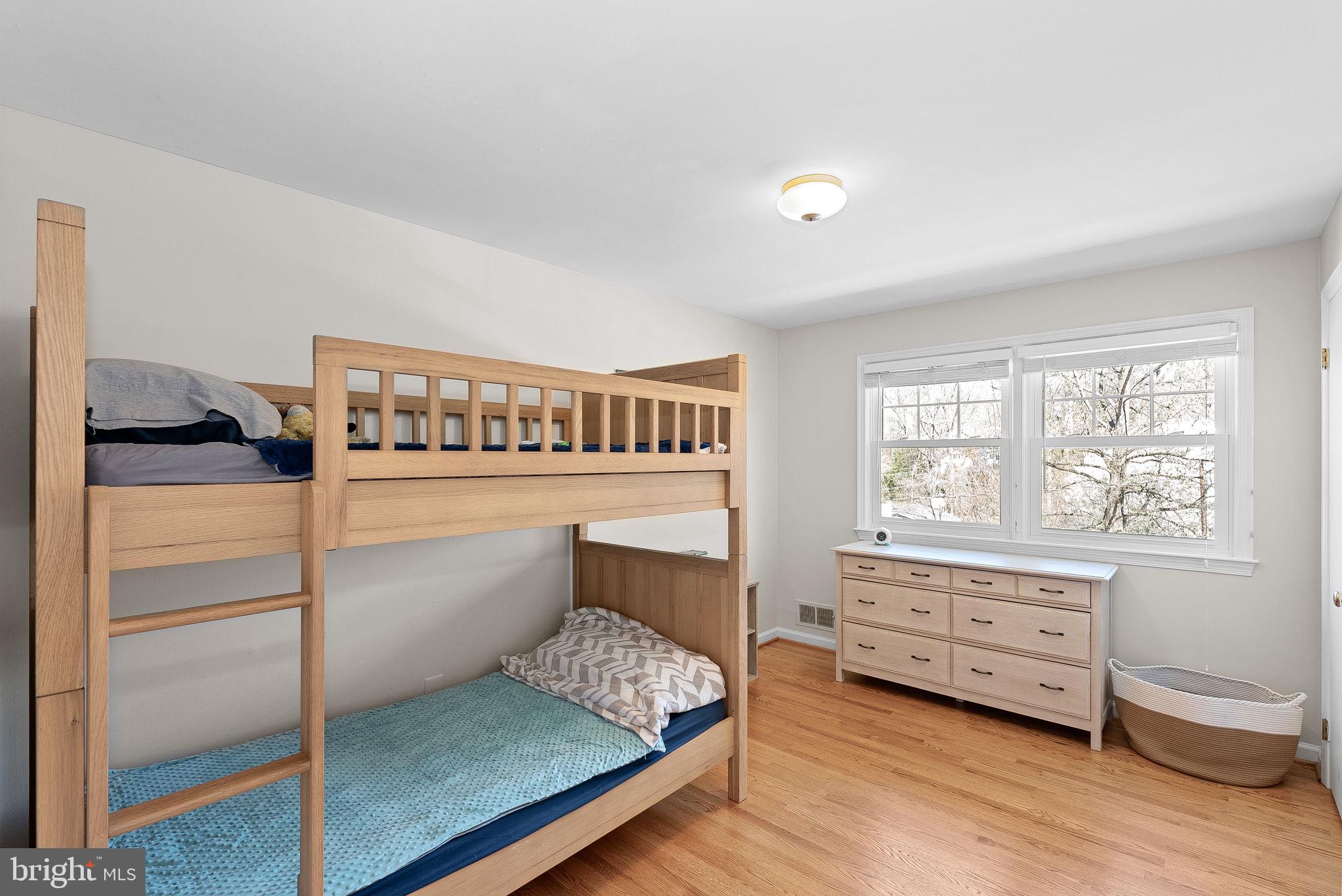 LEE HEIGHTS - Residential