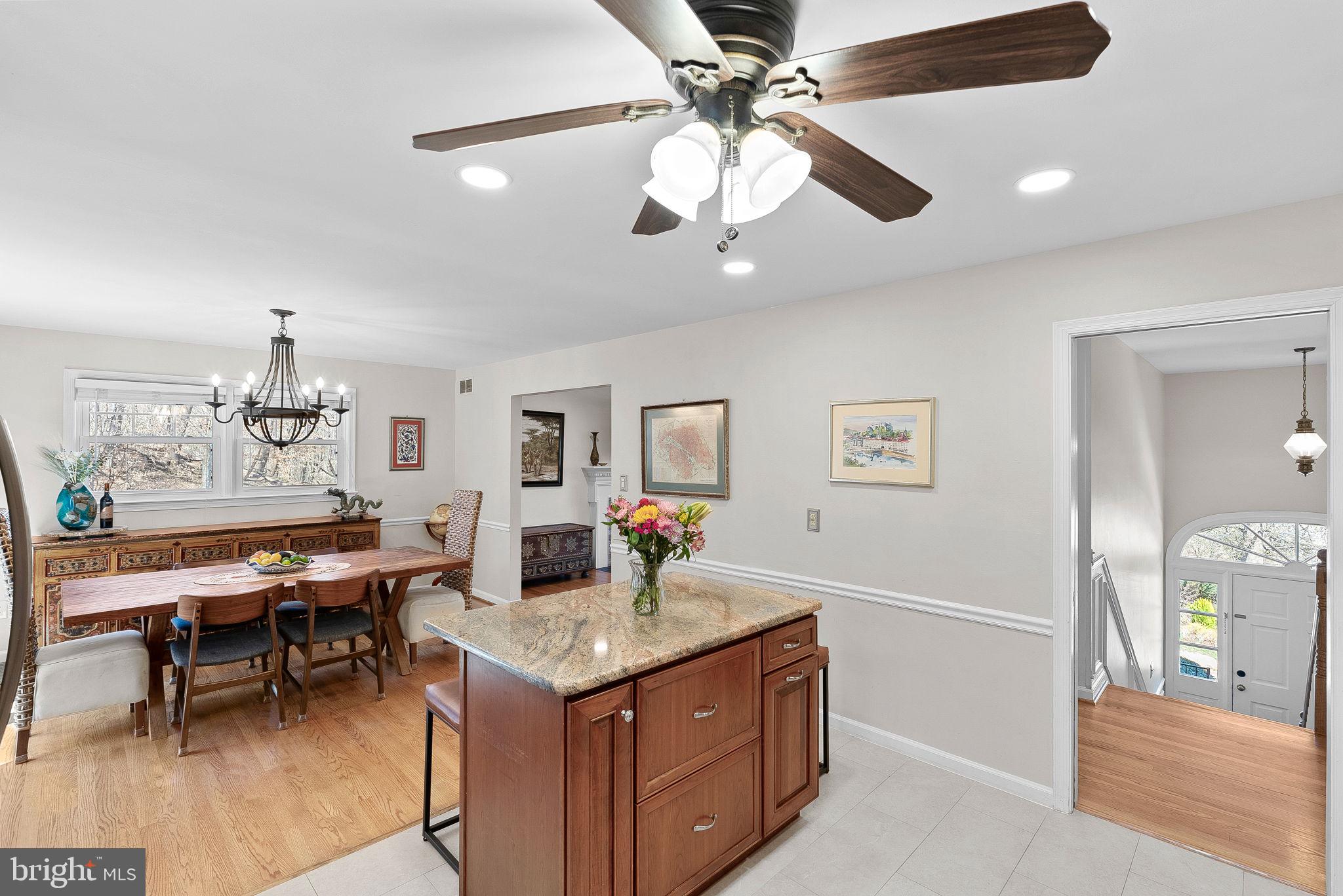 LEE HEIGHTS - Residential