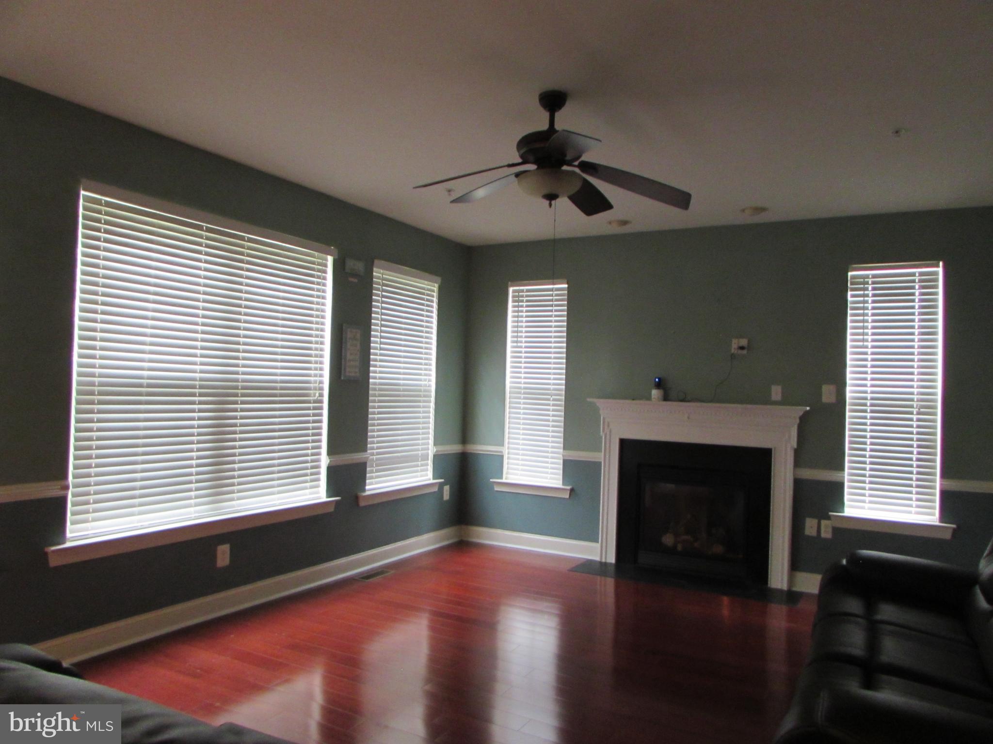 CHELTENHAM KNOLLS - Residential Lease