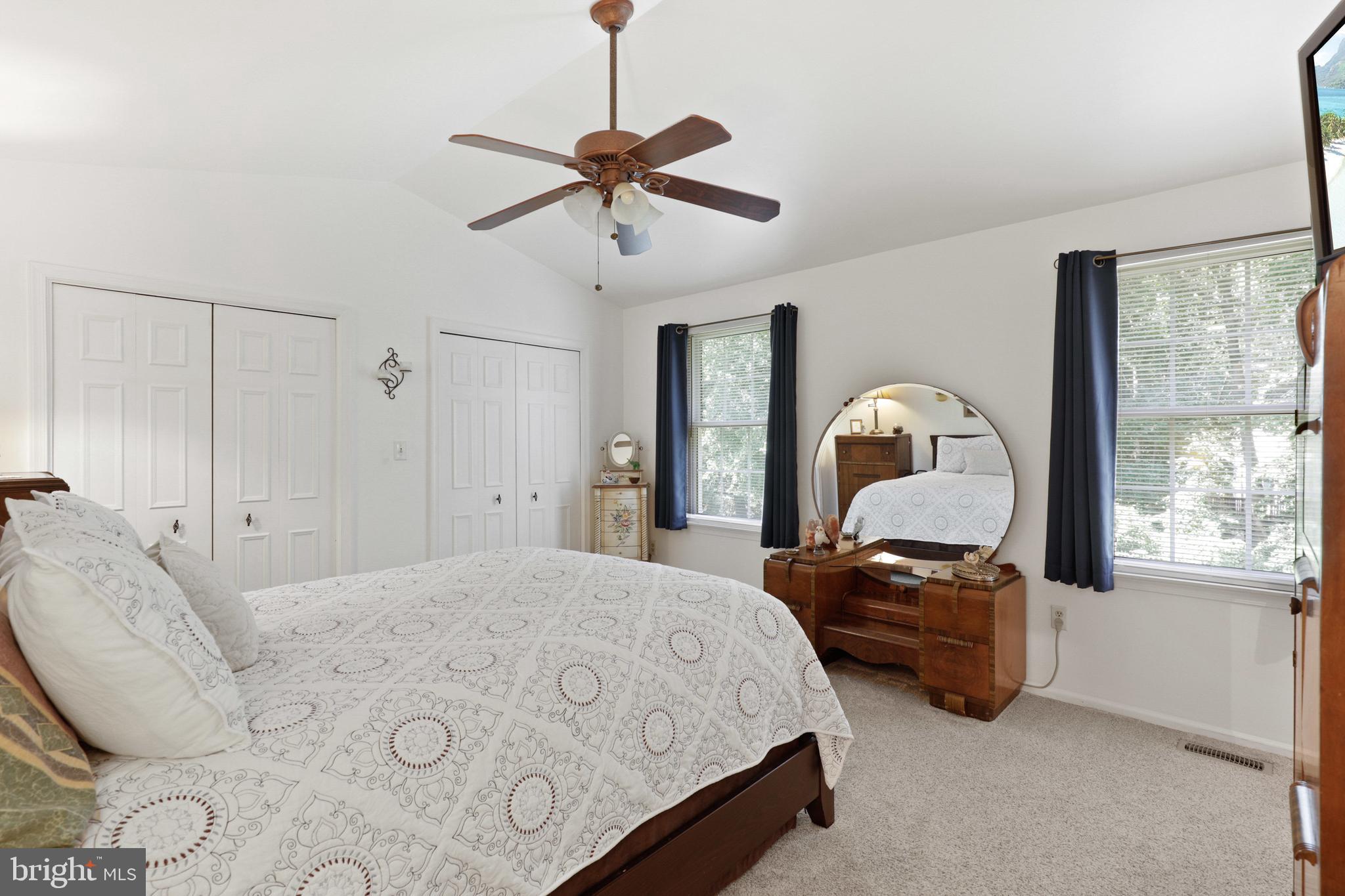 LAKE RIDGE - Residential