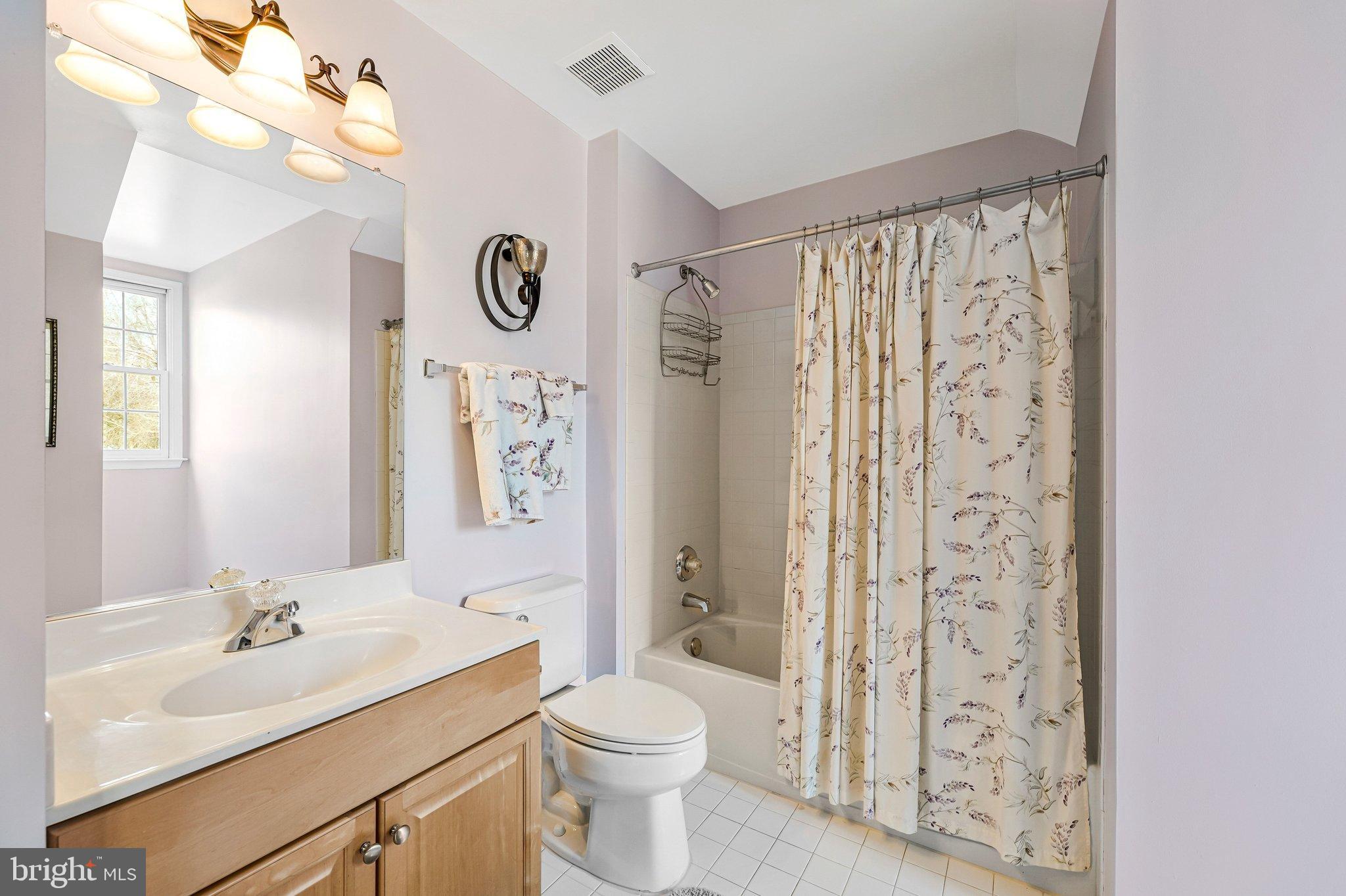 WEST OAKS ESTATES - Residential