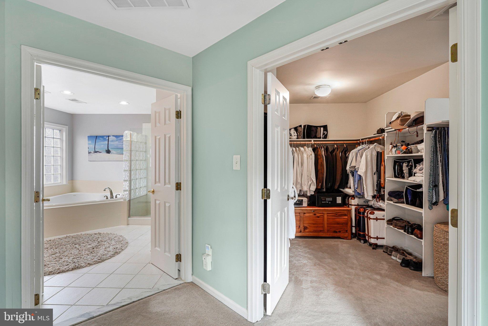 WEST OAKS ESTATES - Residential