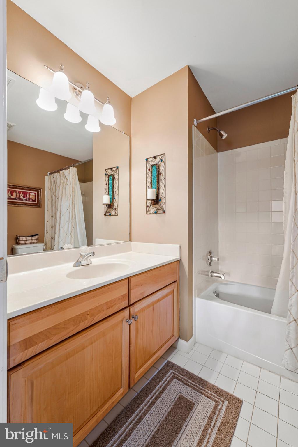 WEST OAKS ESTATES - Residential