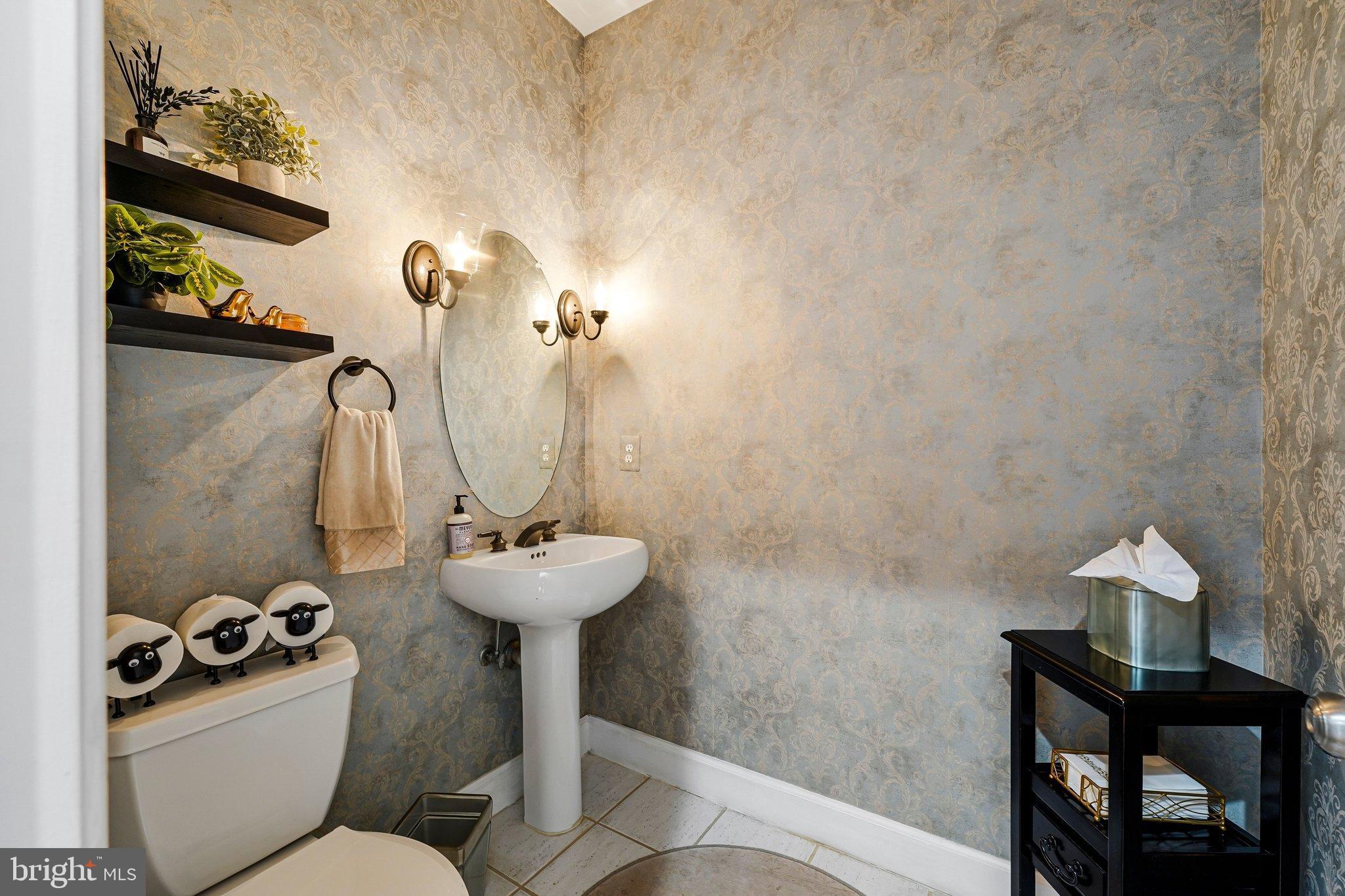 WEST OAKS ESTATES - Residential