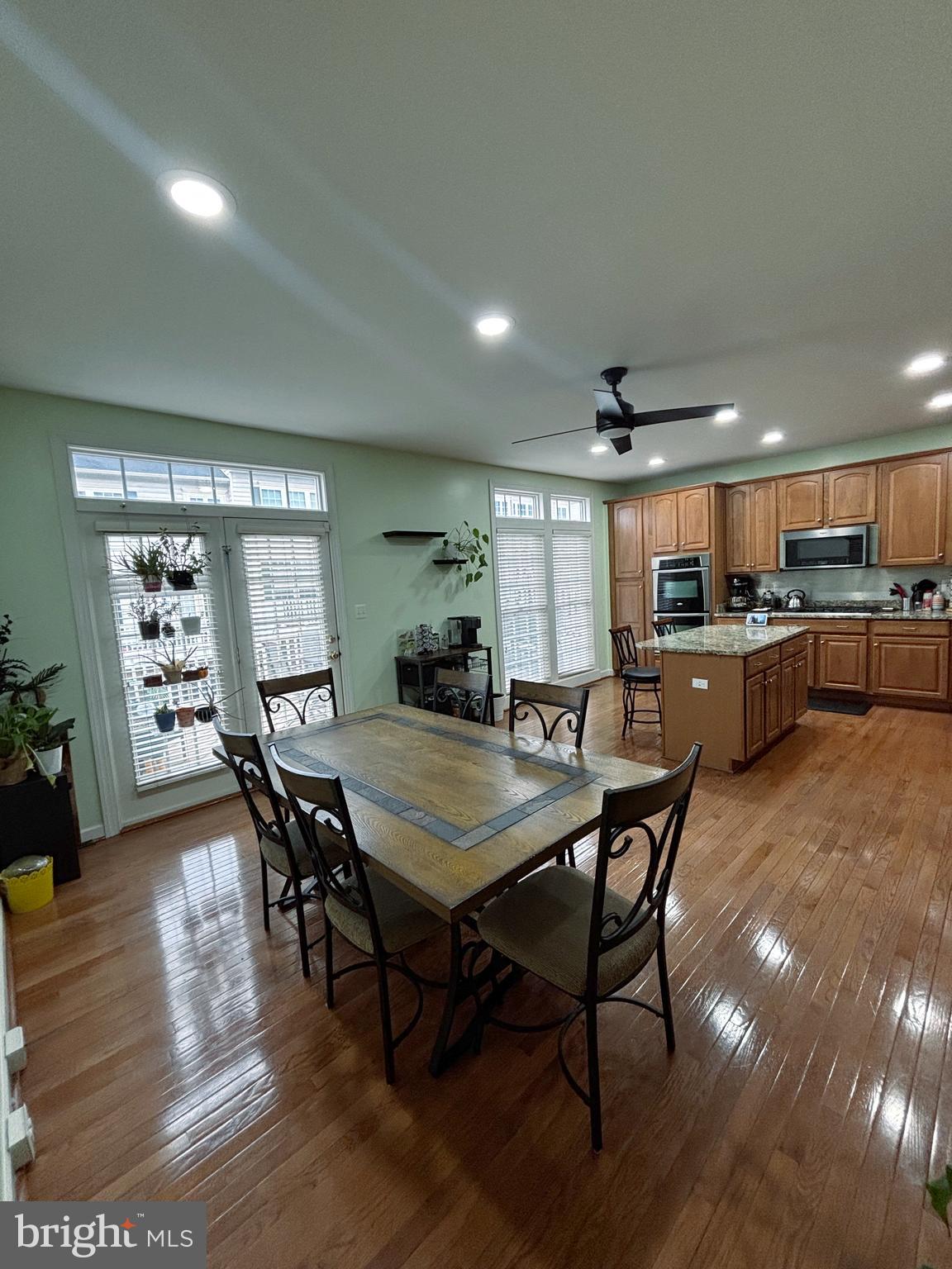 NORTHRIDGE VILLAGE - Residential Lease