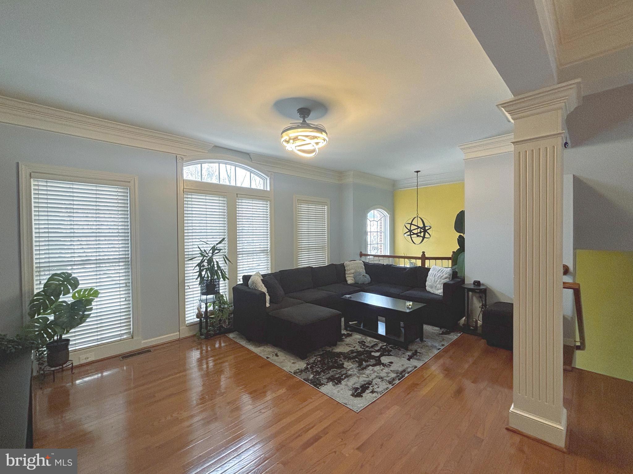 NORTHRIDGE VILLAGE - Residential Lease