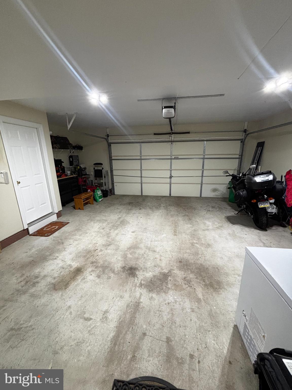 NORTHRIDGE VILLAGE - Residential Lease