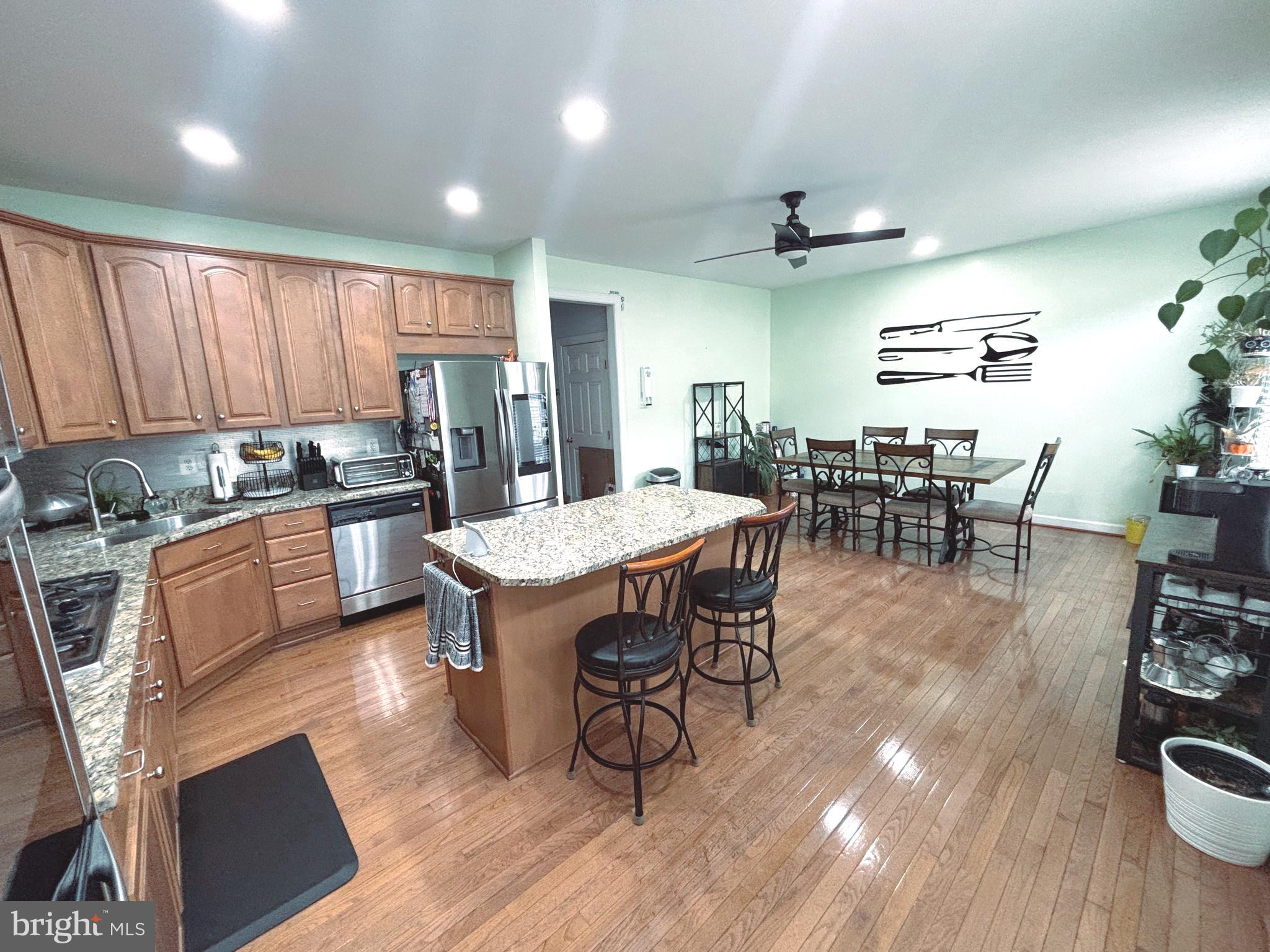 NORTHRIDGE VILLAGE - Residential Lease