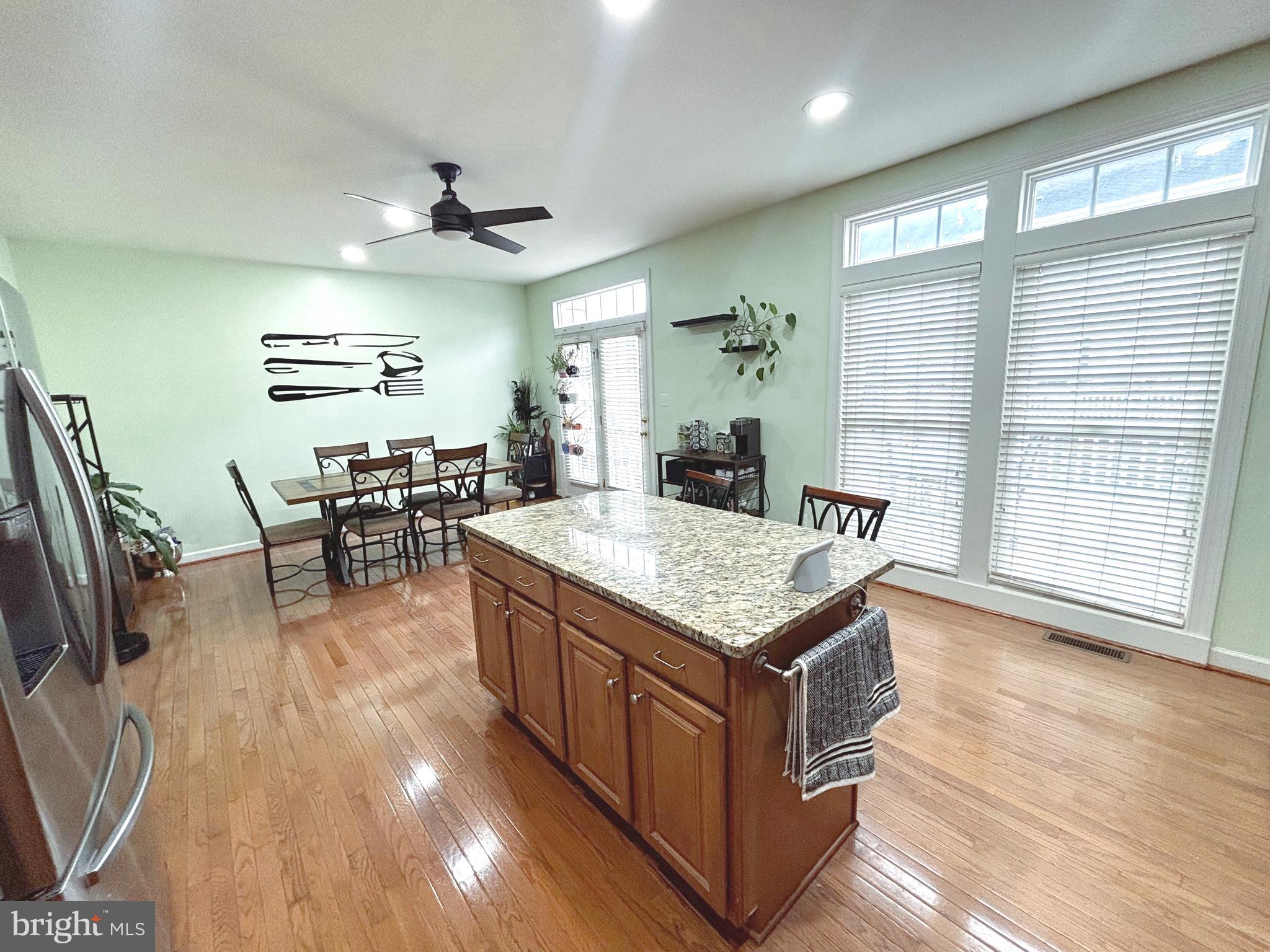 NORTHRIDGE VILLAGE - Residential Lease