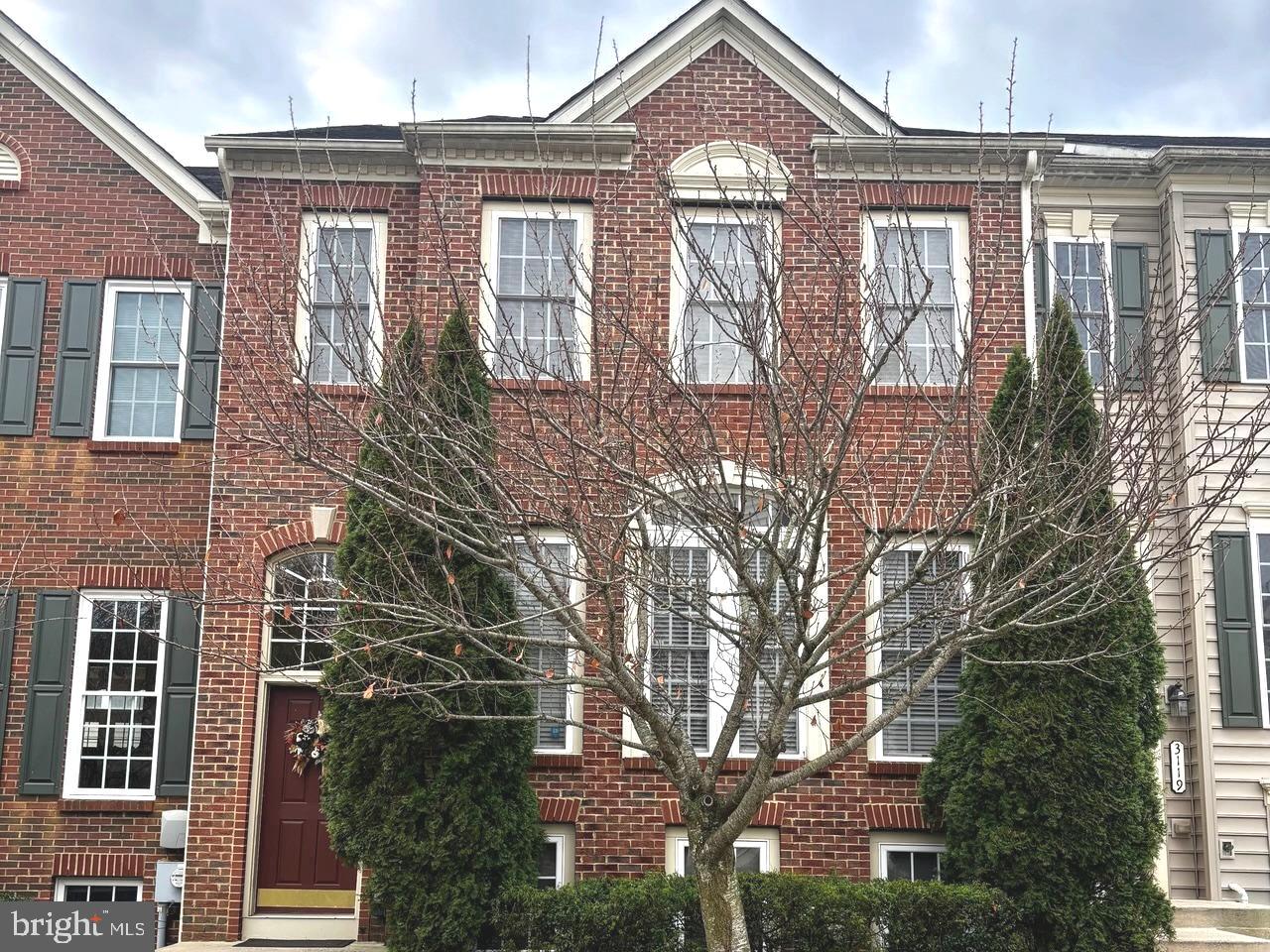 NORTHRIDGE VILLAGE - Residential Lease