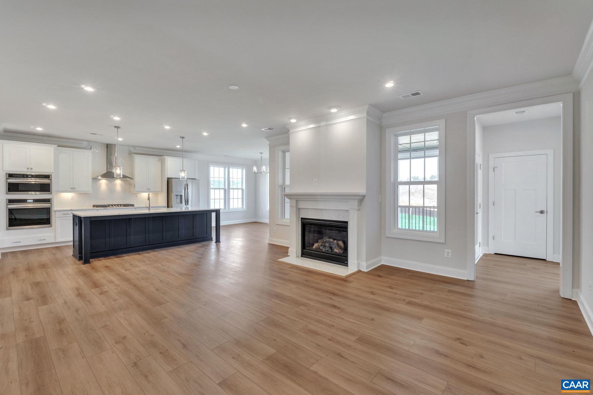 SPRING CREEK - Residential