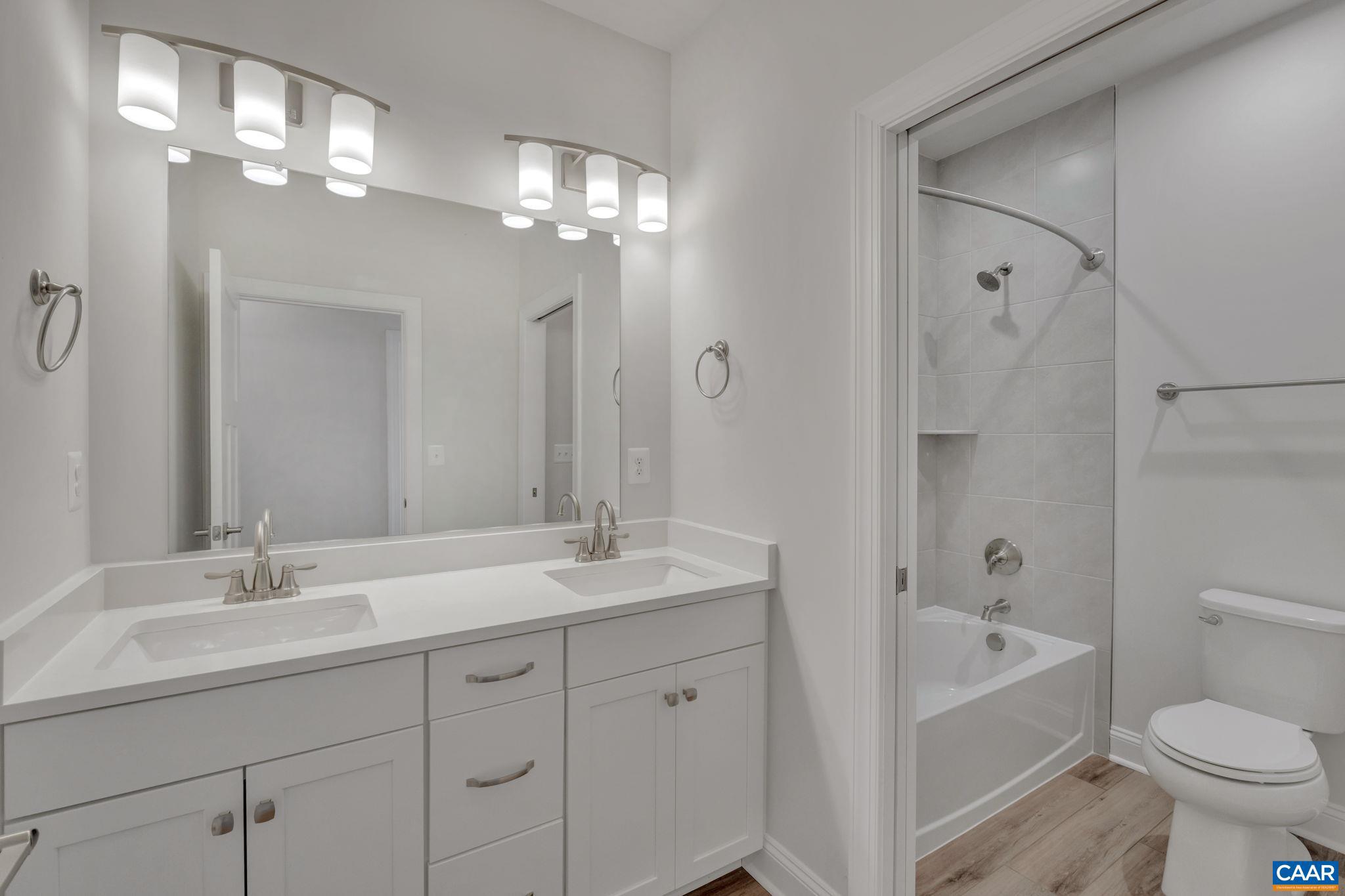 SPRING CREEK - Residential