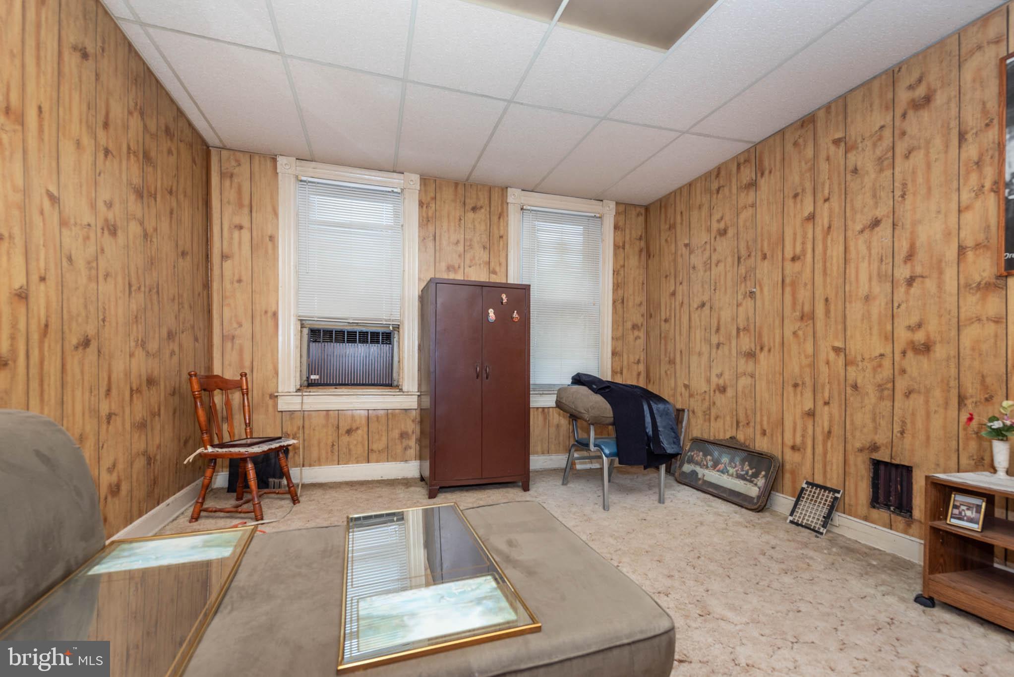 HIGHLANDTOWN - Residential Income