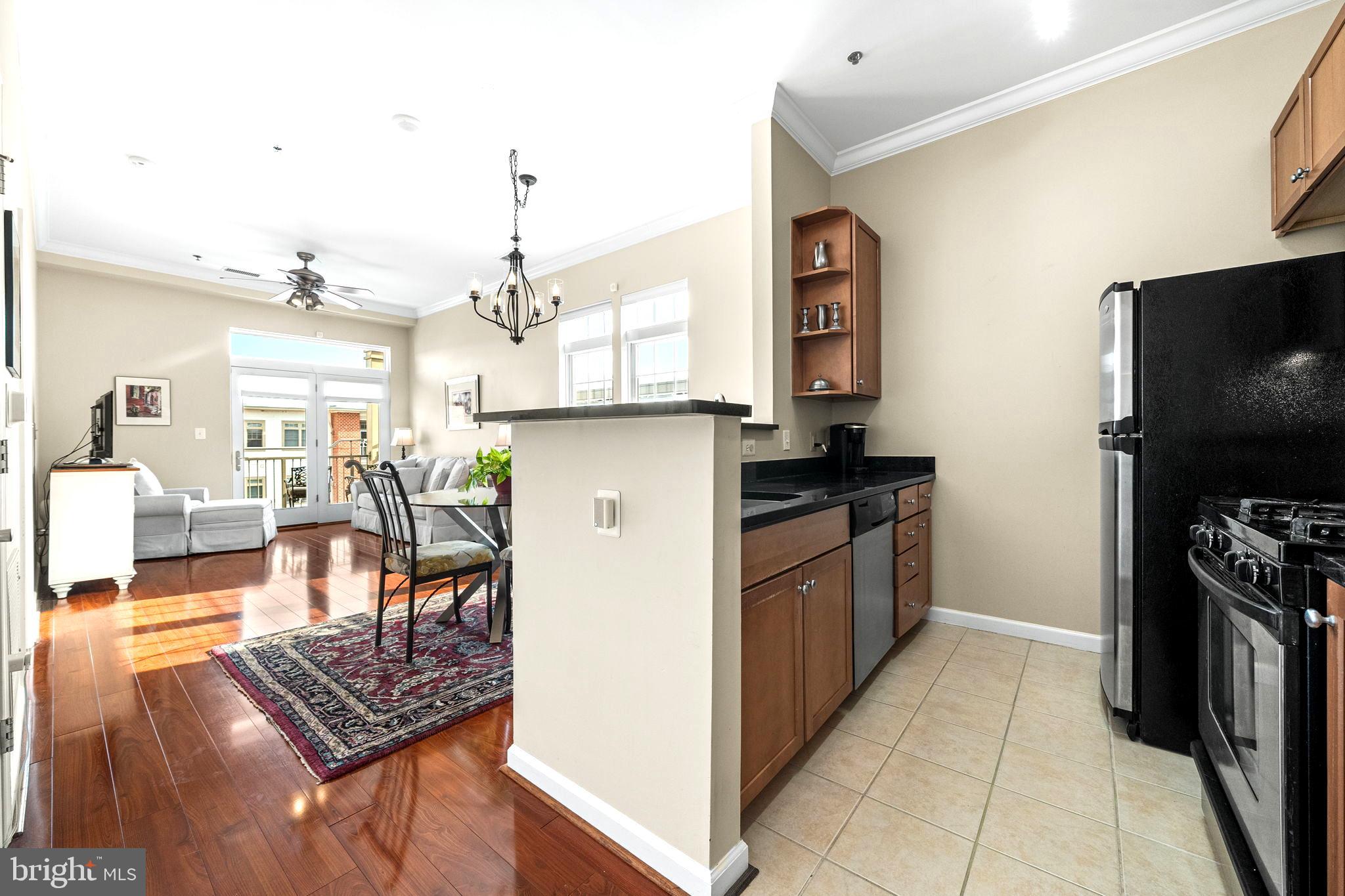 309 HOLLAND LANE 330