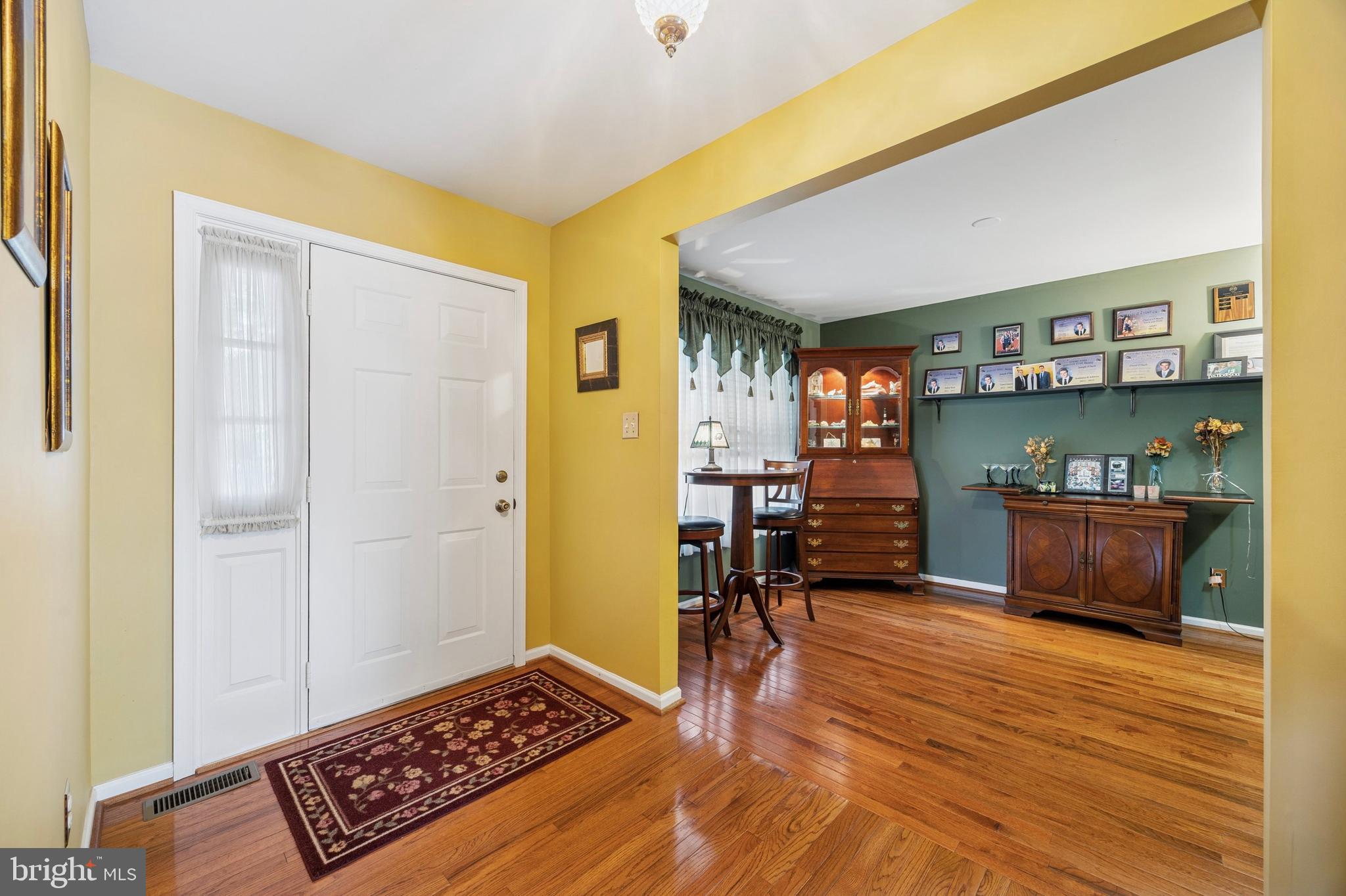 94 PRESIDENTIAL DRIVE