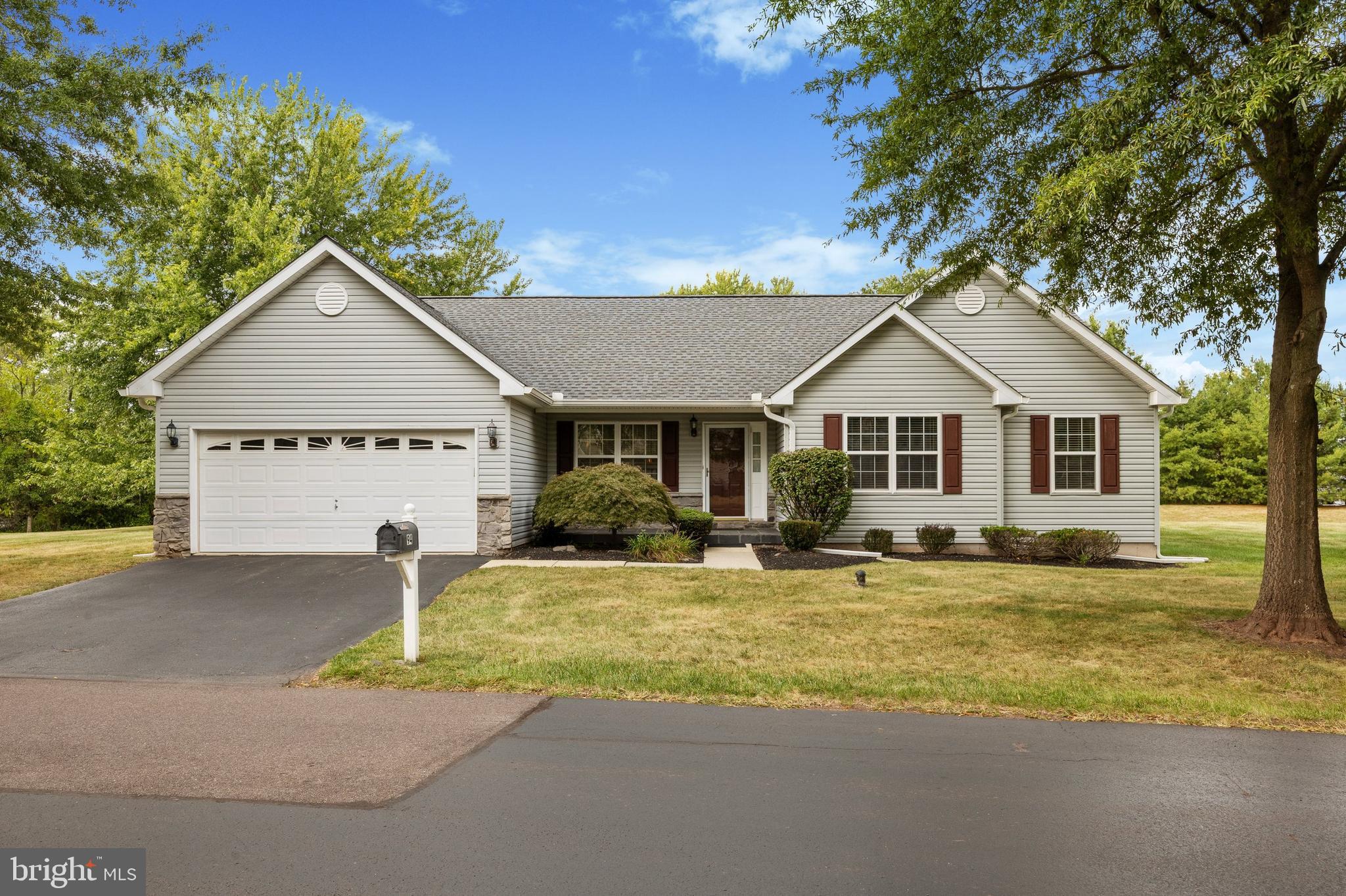 94 PRESIDENTIAL DRIVE