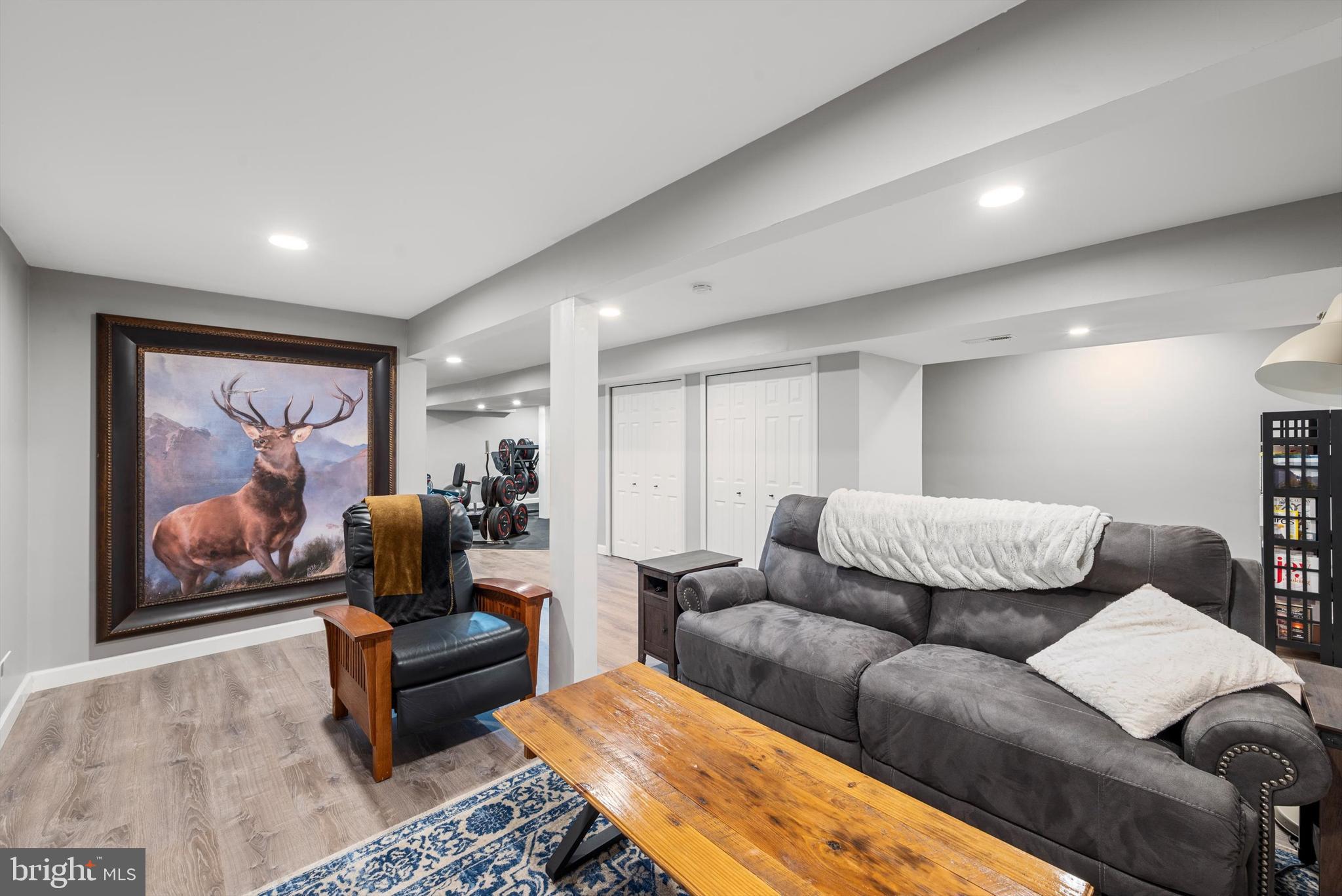 ASHLAND VILLAGE - Residential