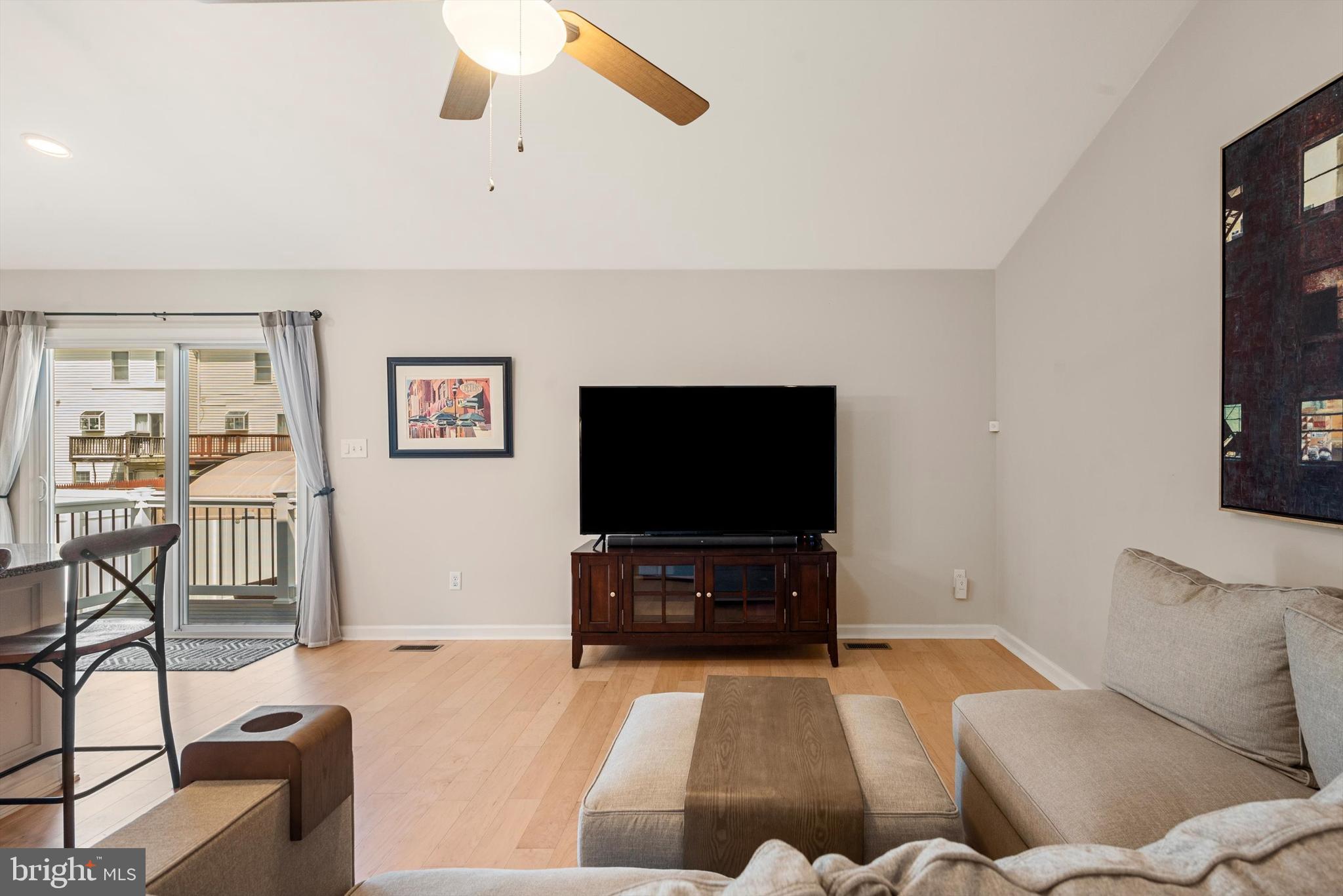 ASHLAND VILLAGE - Residential