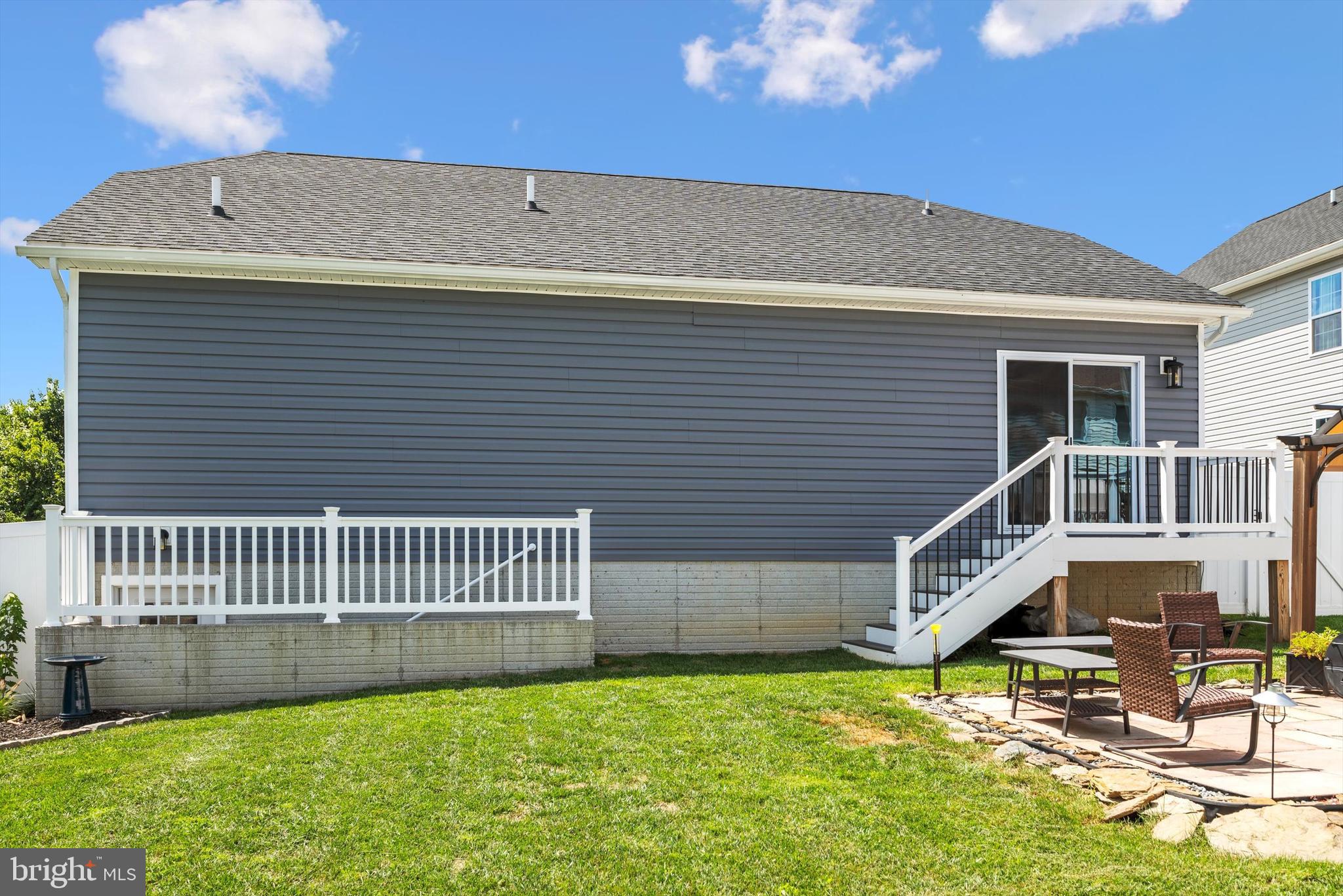 ASHLAND VILLAGE - Residential