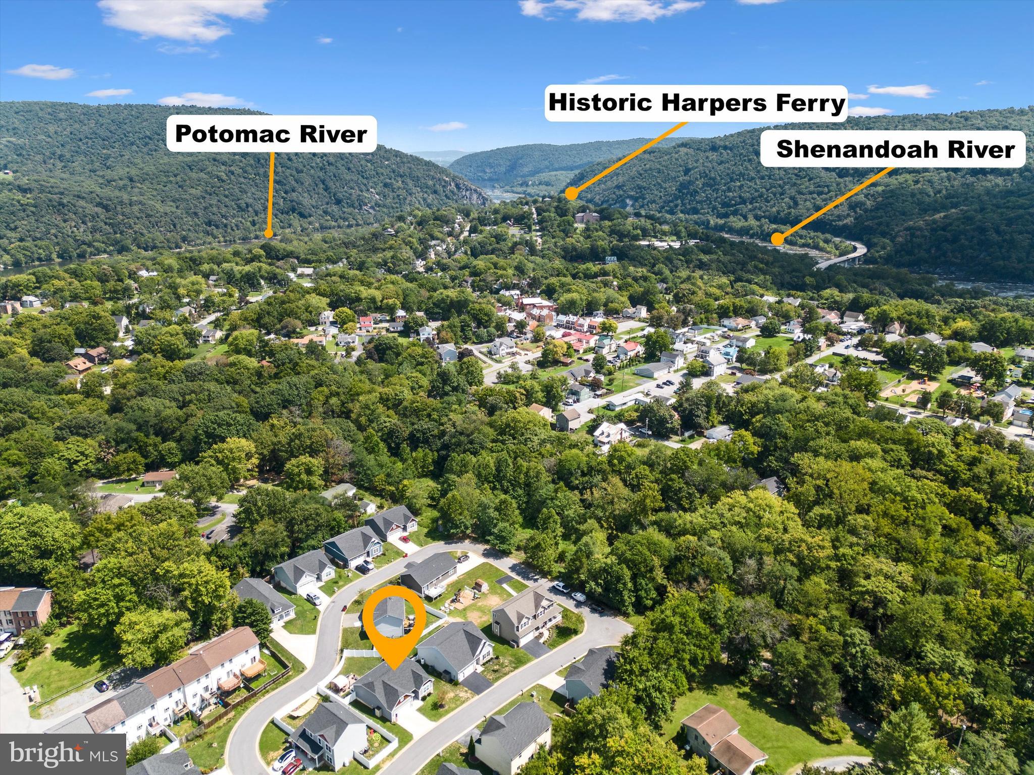 ASHLAND VILLAGE - Residential