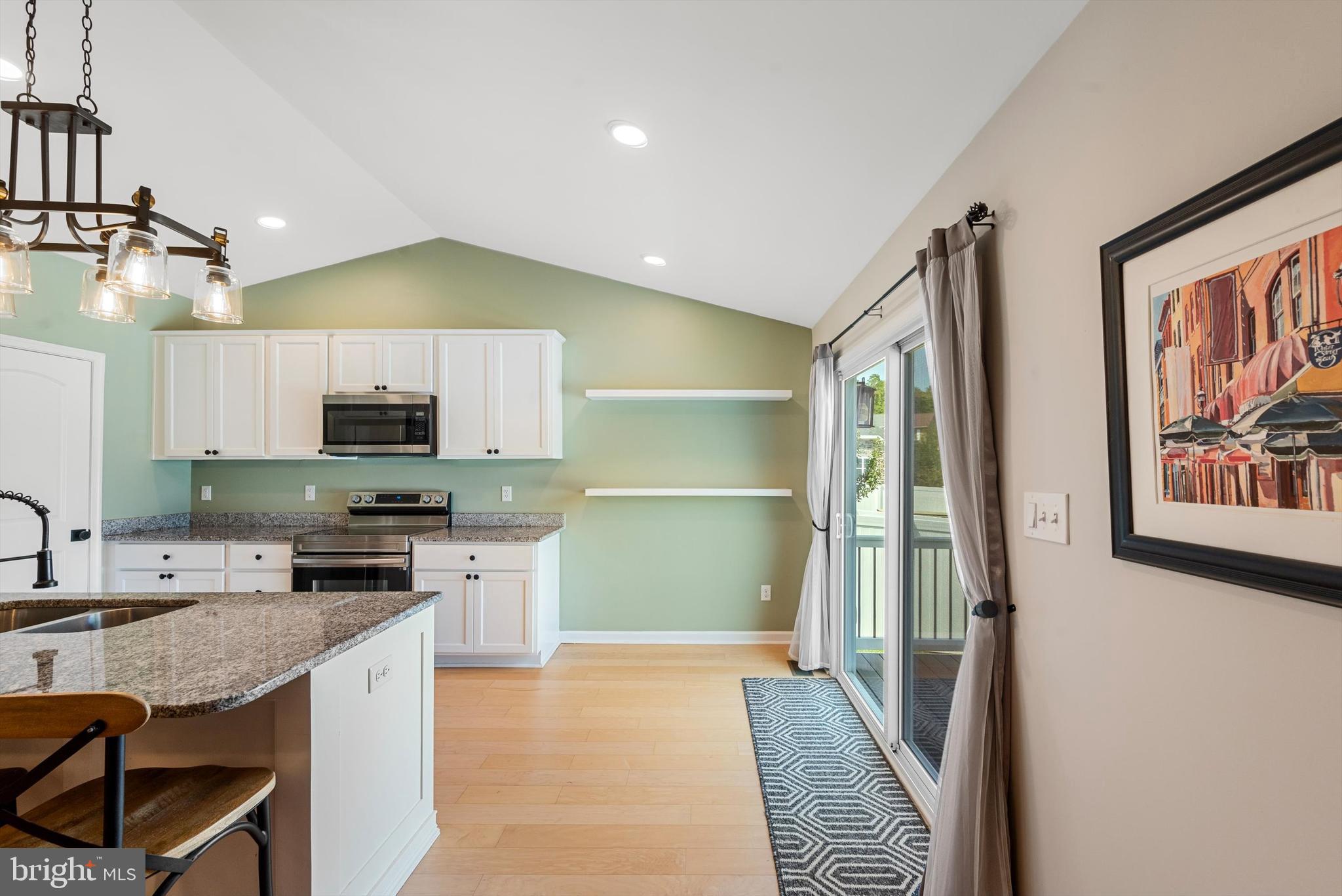 ASHLAND VILLAGE - Residential