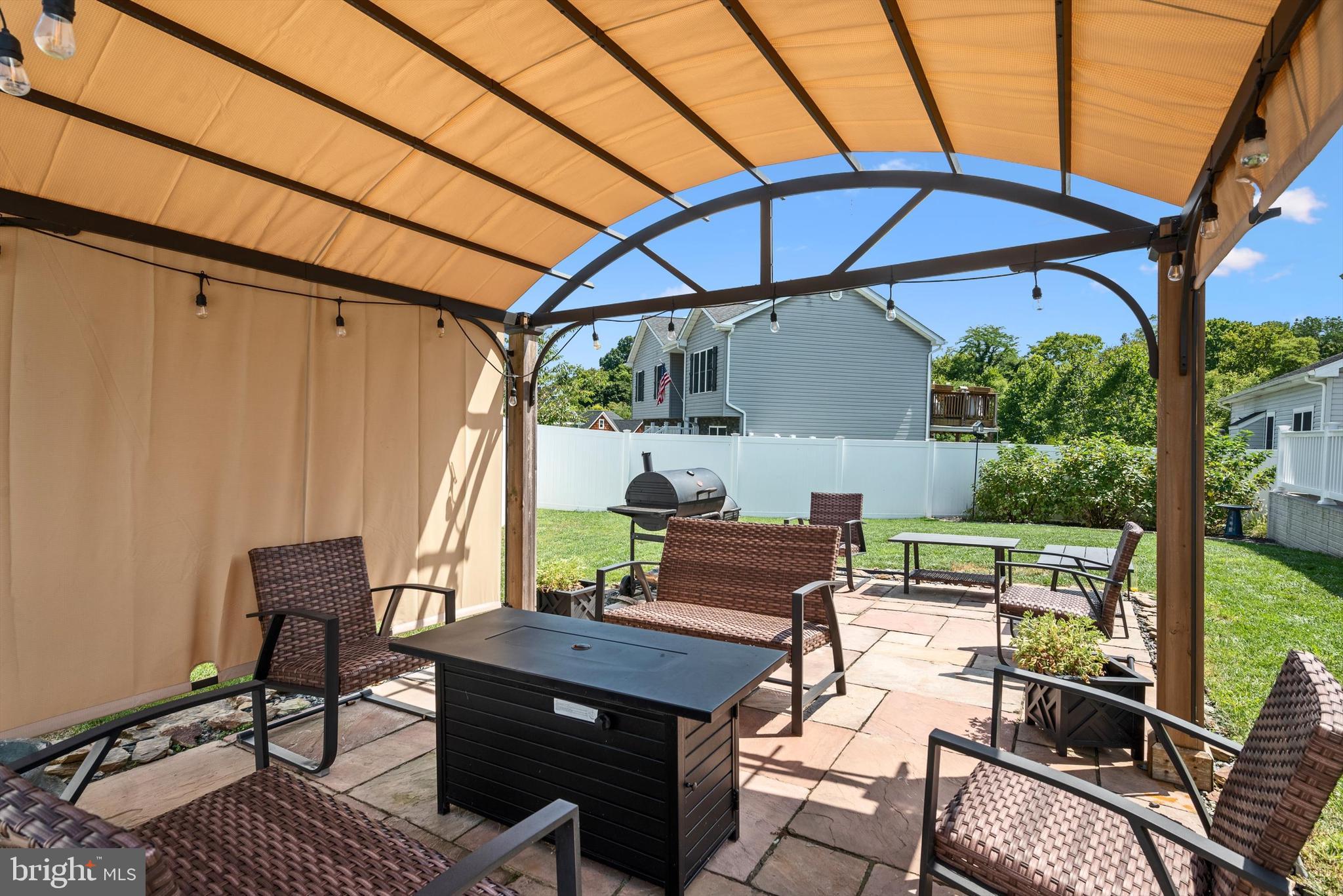 ASHLAND VILLAGE - Residential