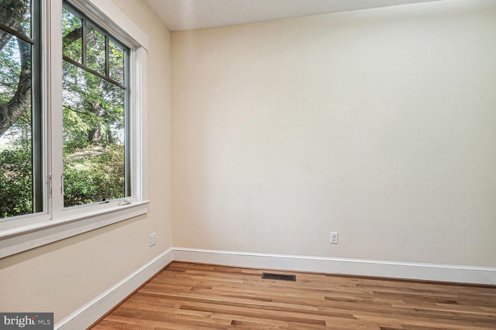 DONALDSON RUN - Residential