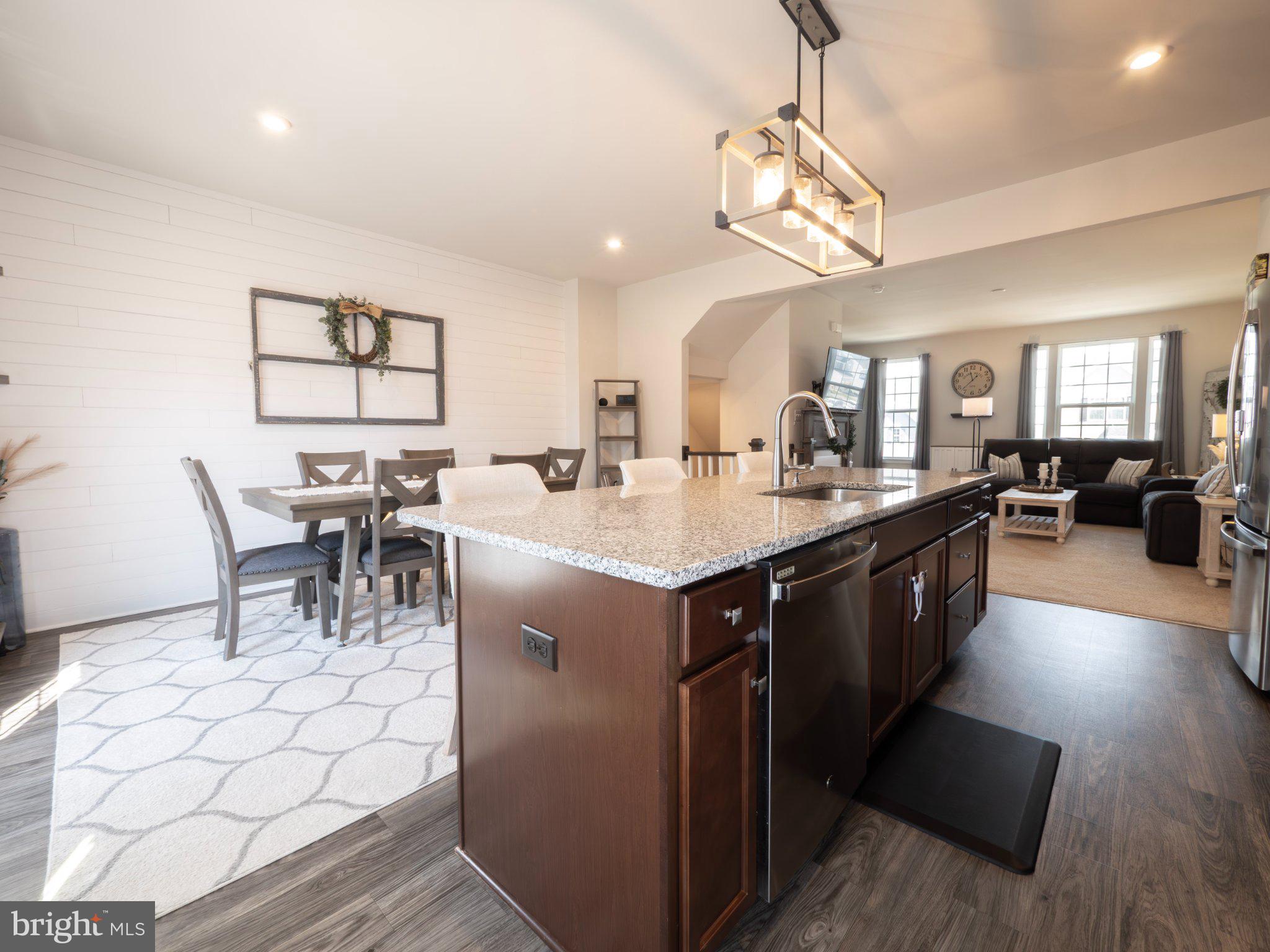 POTOMAC STATION - Residential