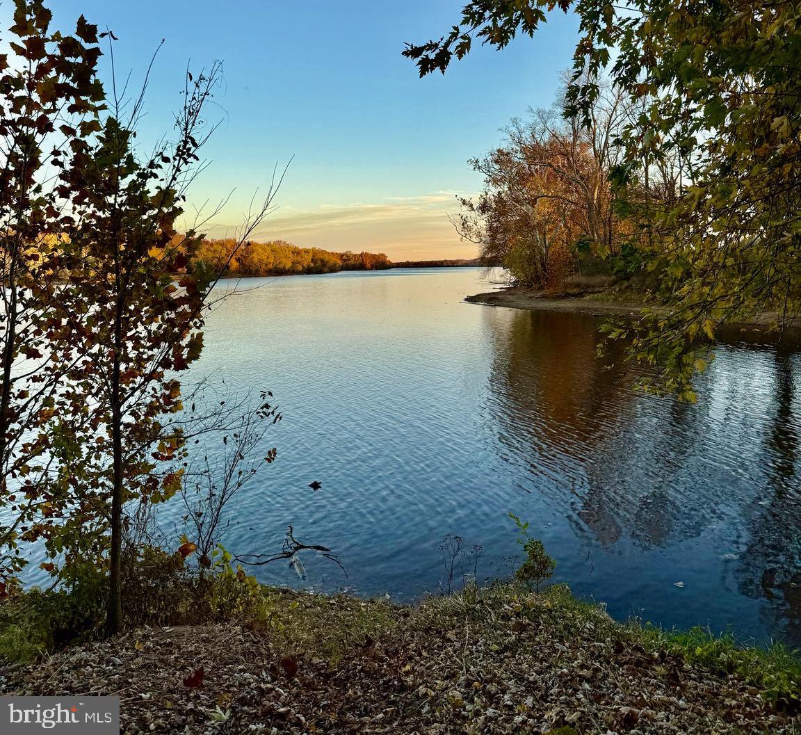RIVER CREEK - Residential