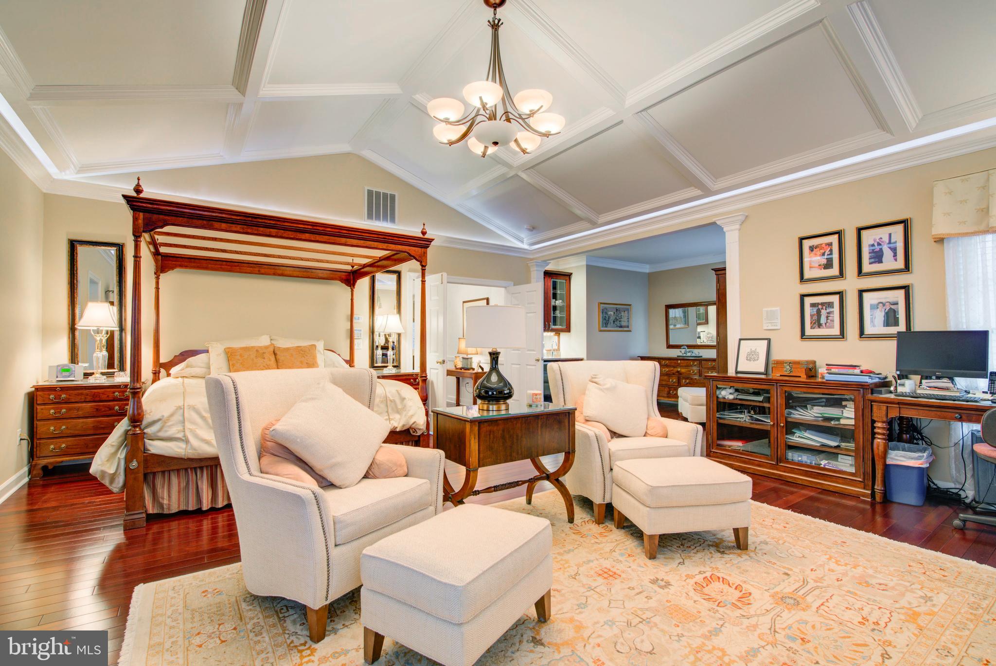 RIVER CREEK - Residential