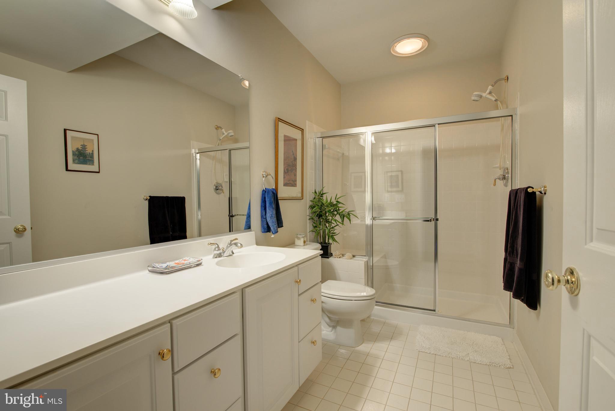 RIVER CREEK - Residential