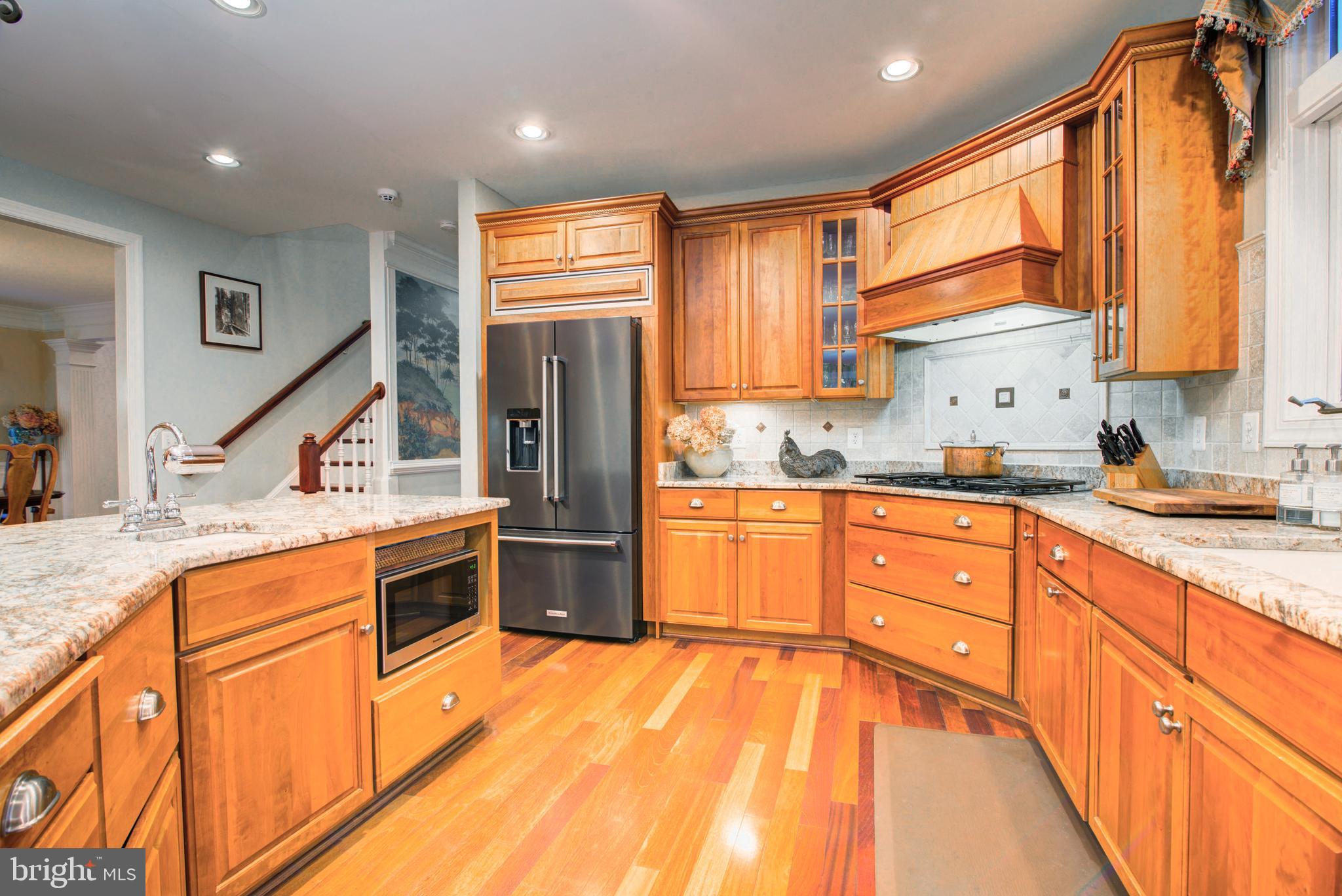 RIVER CREEK - Residential