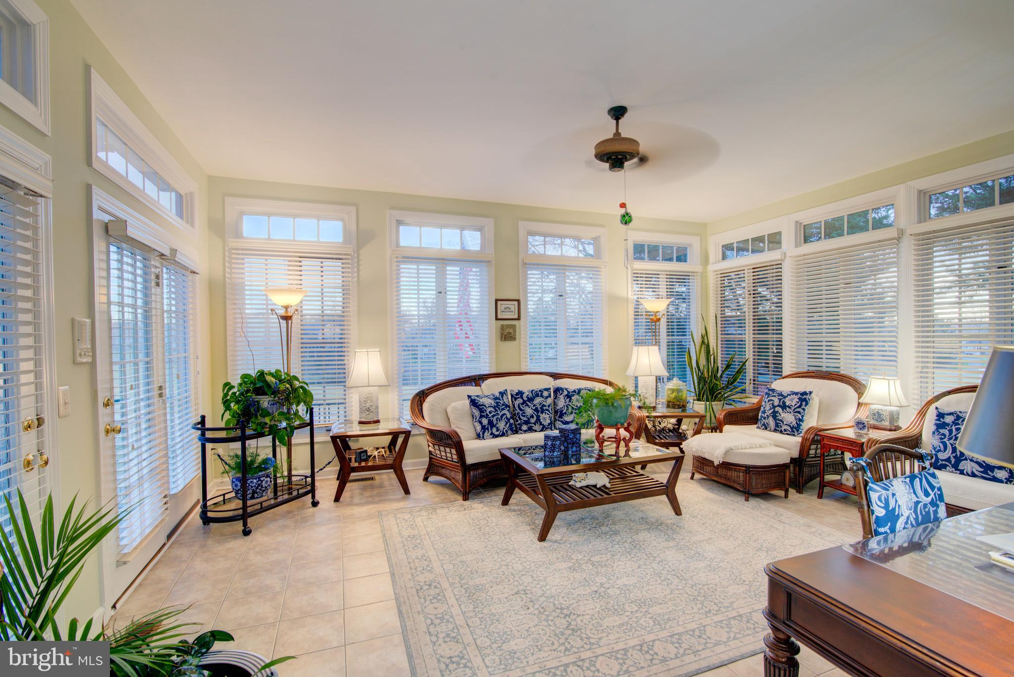 RIVER CREEK - Residential