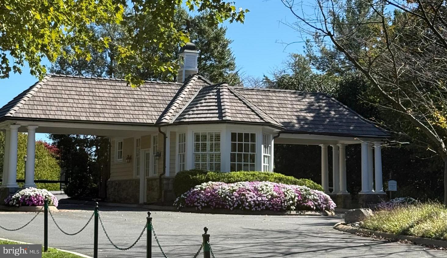 RIVER CREEK - Residential