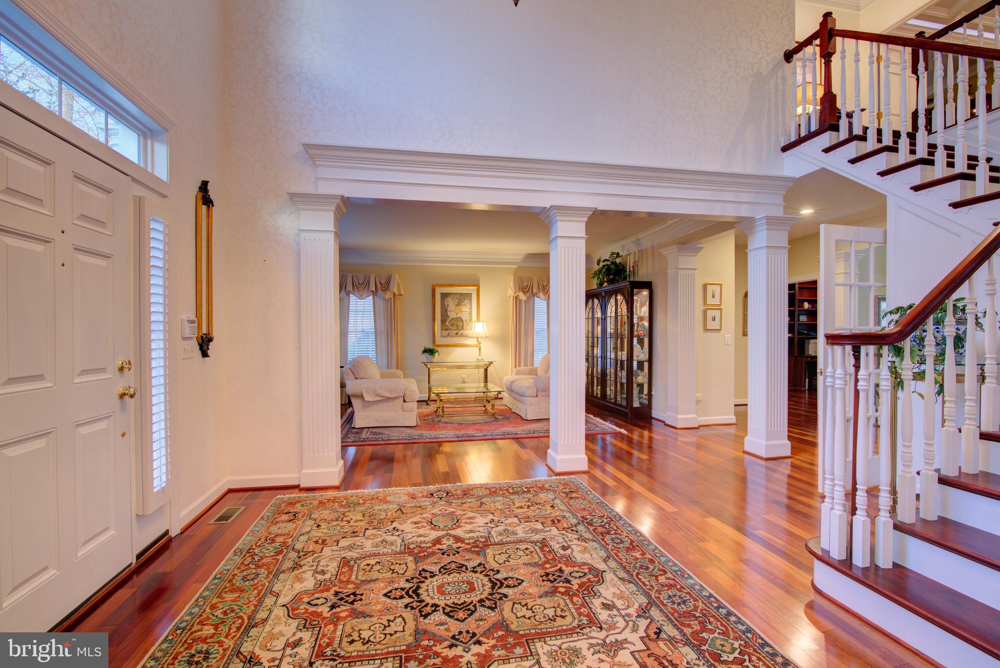 RIVER CREEK - Residential