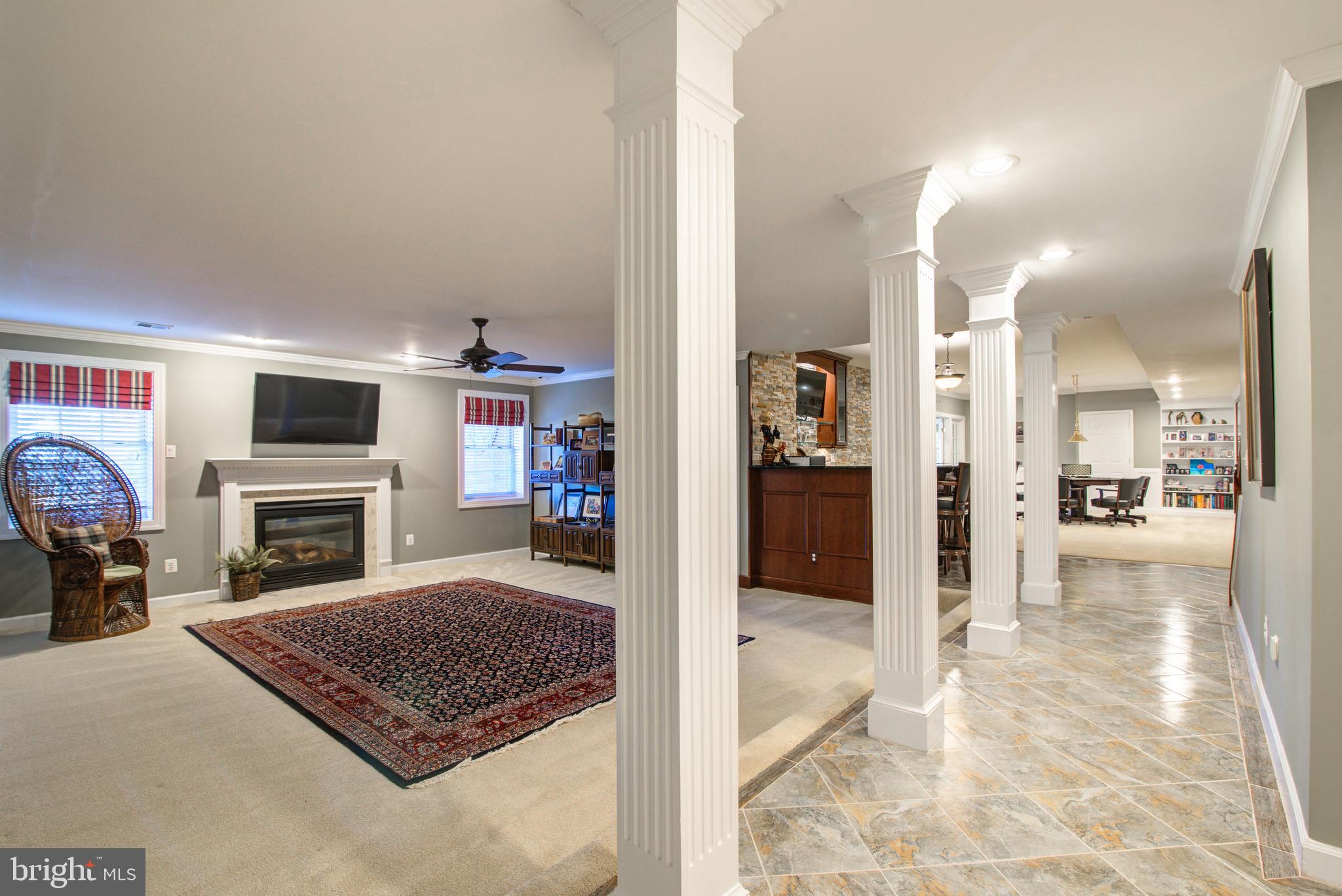 RIVER CREEK - Residential