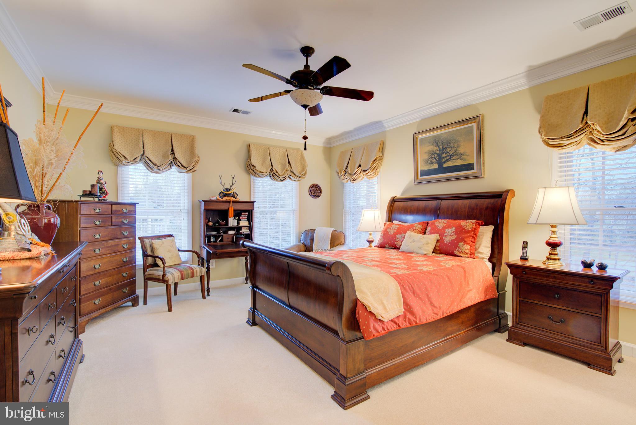 RIVER CREEK - Residential