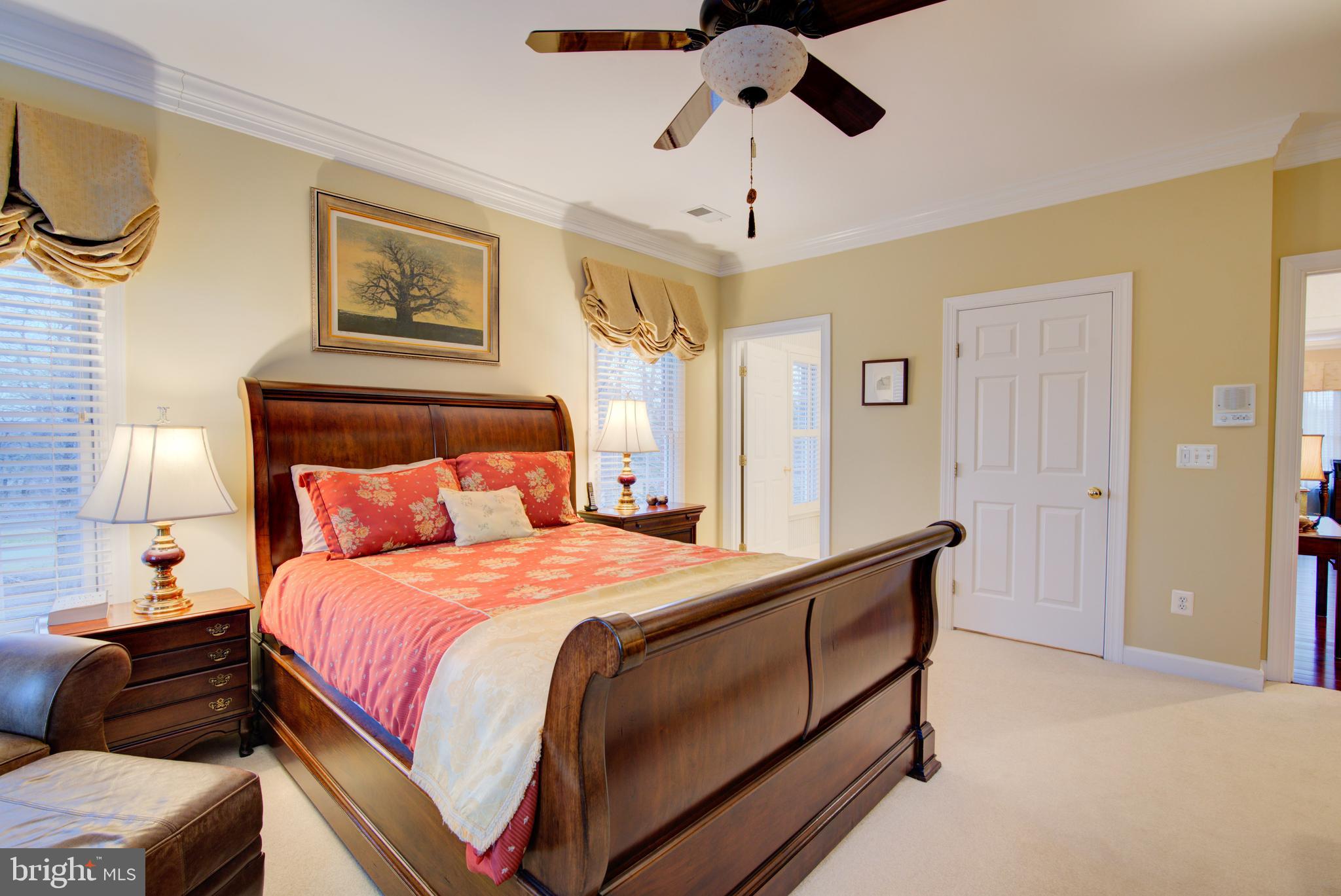 RIVER CREEK - Residential