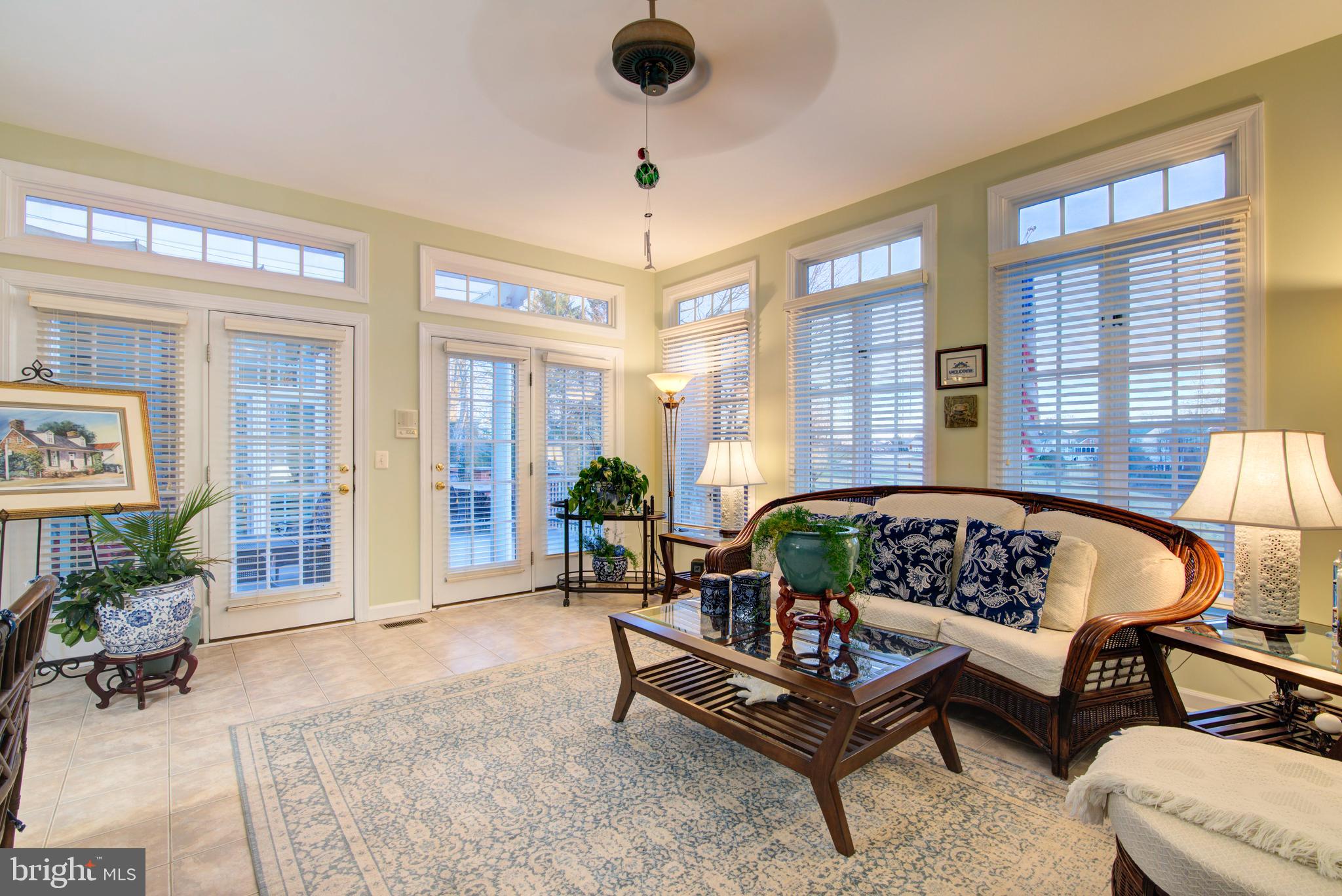 RIVER CREEK - Residential