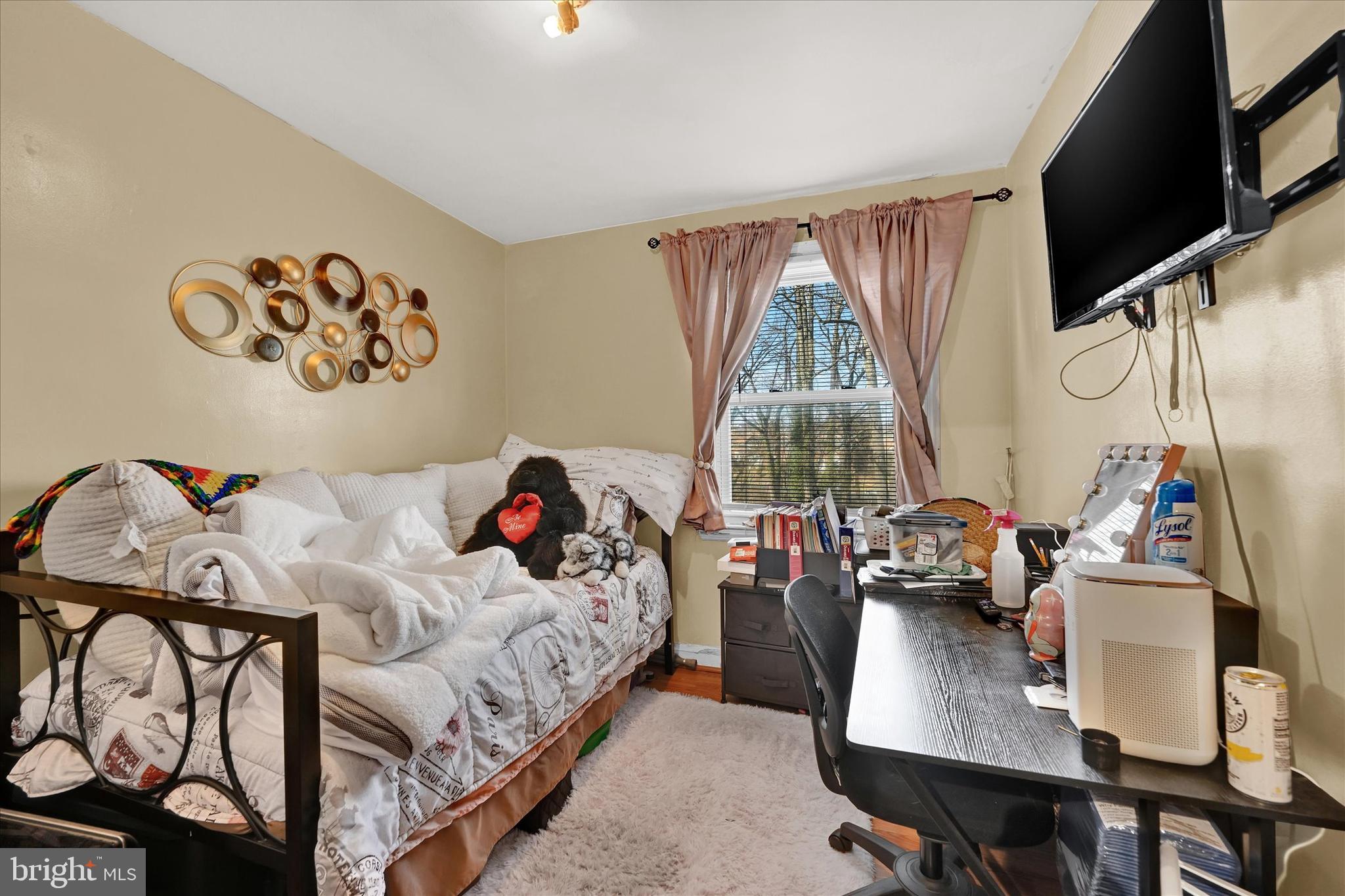 EDMONDSON HEIGHTS - Residential