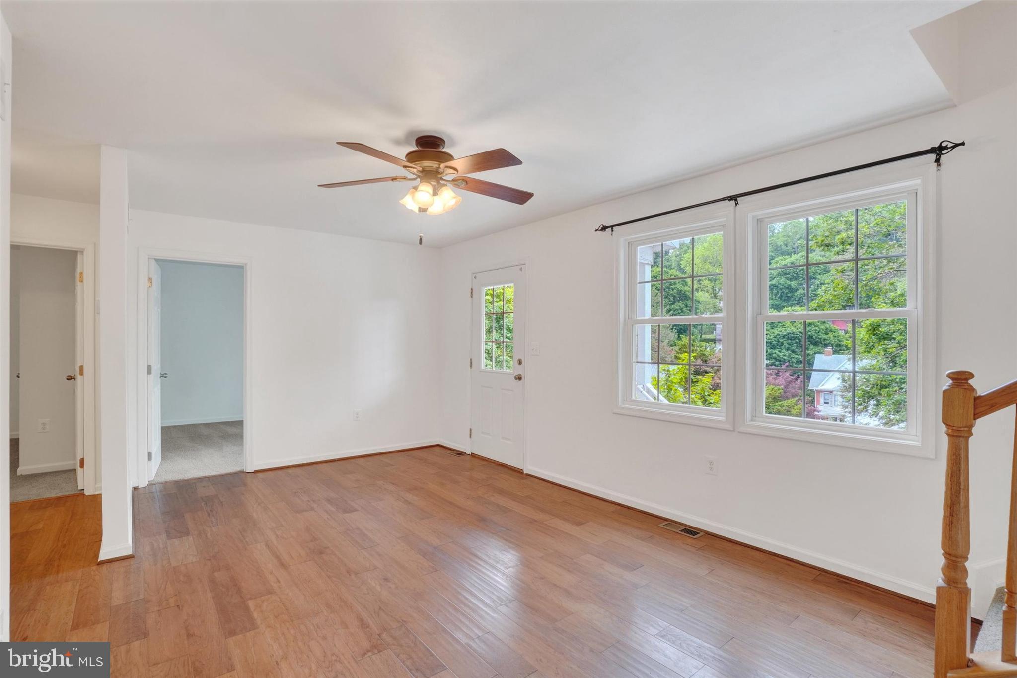 42 WINTER AVENUE