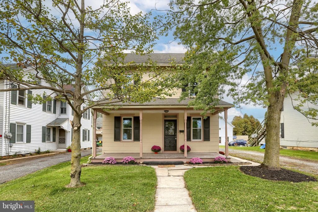 Photo of 173 E Main Street, Leola, PA 17540 (MLS # PALA2042446)