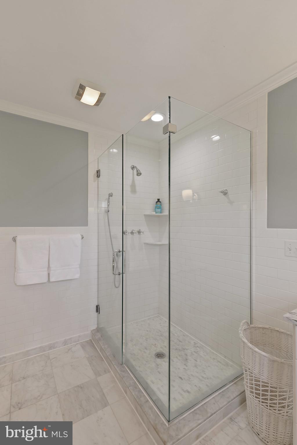 DELLWOOD - Residential