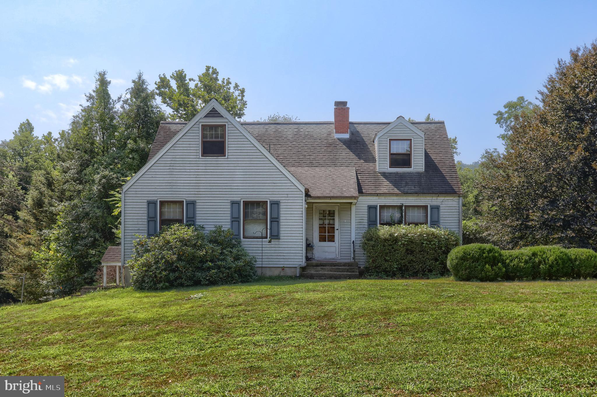 102 KINGS HIGHWAY